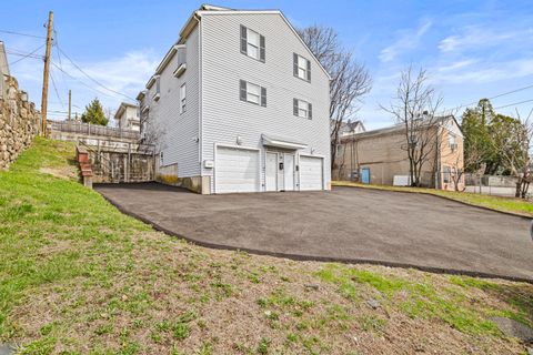 Photo of 59 Taylor Avenue, Norwalk, CT 06854 (MLS # 24134145)