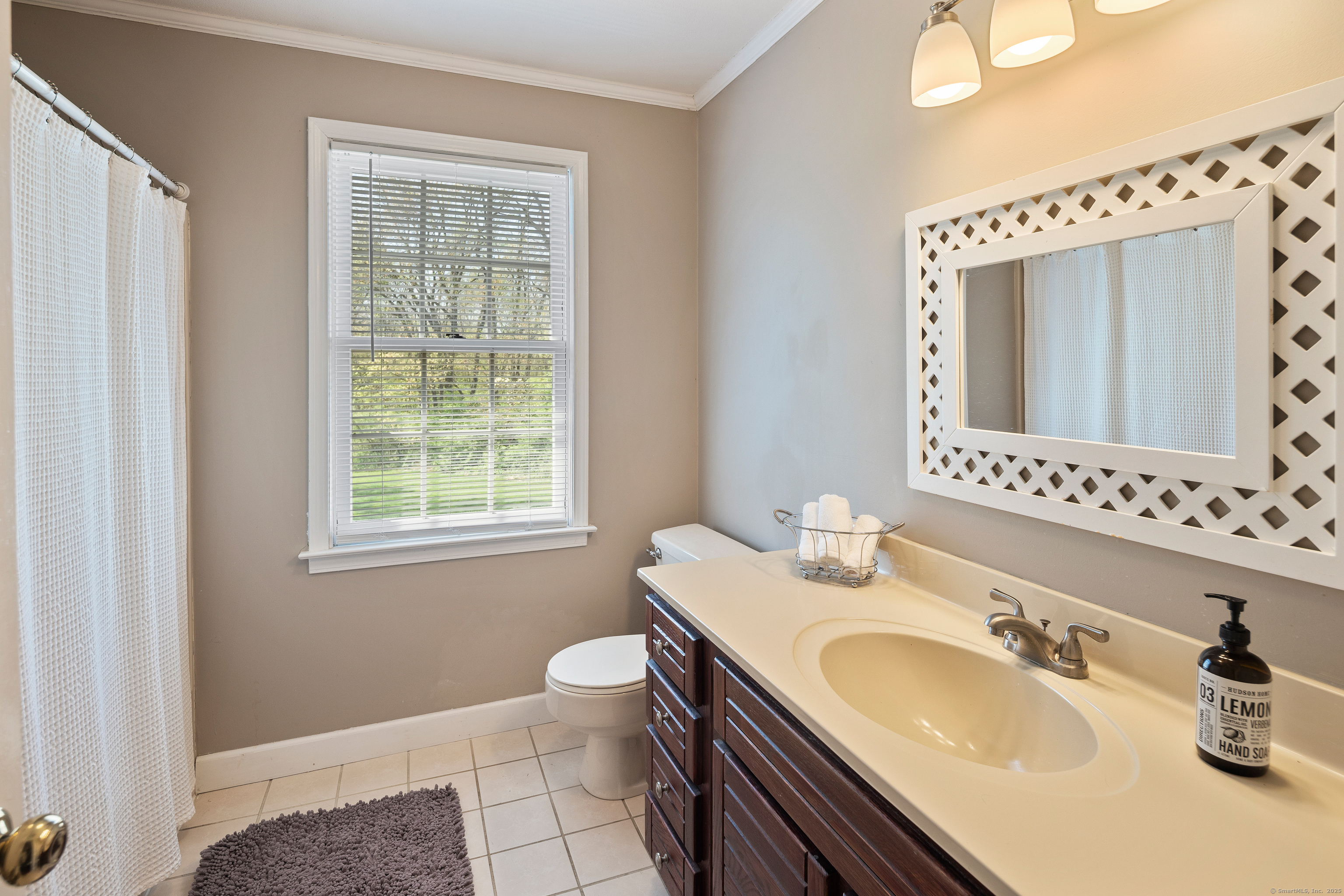 7 Tunxis Trail, Redding, Connecticut image 21