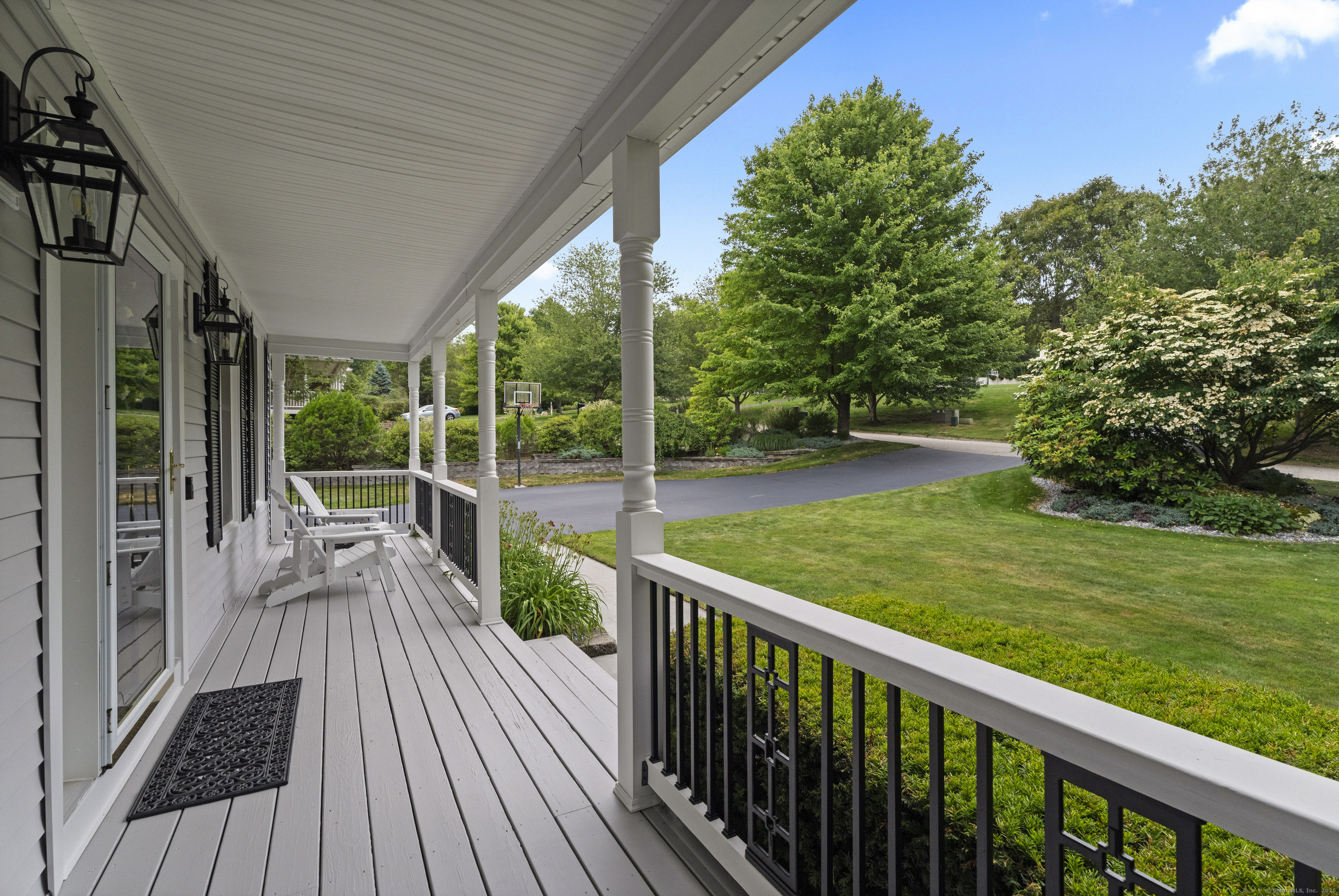 7 White Oak Lane