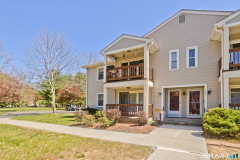 201 Ashmead Commons 201 Enfield CT 06082