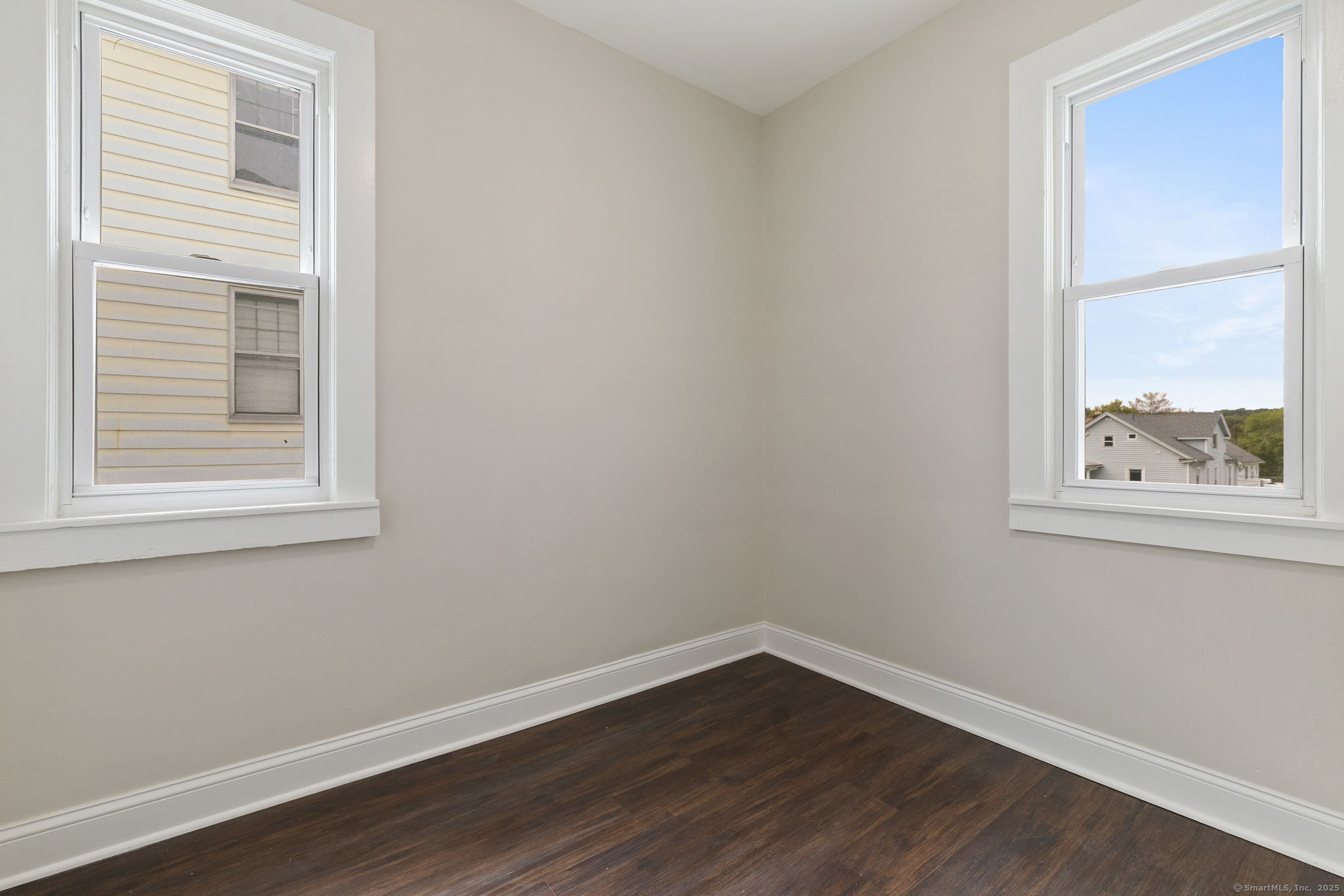 New Britain, Connecticut 06052, United States, 3 Bedrooms Bedrooms, ,1 BathroomBathrooms,Residential,Active,214562