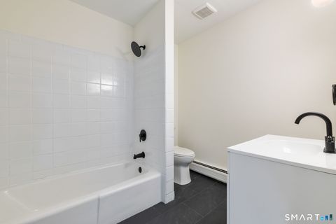 Tiny photo for 50 E Hill Road #APT 3B, Canton, CT 06019 (MLS # 24148700)