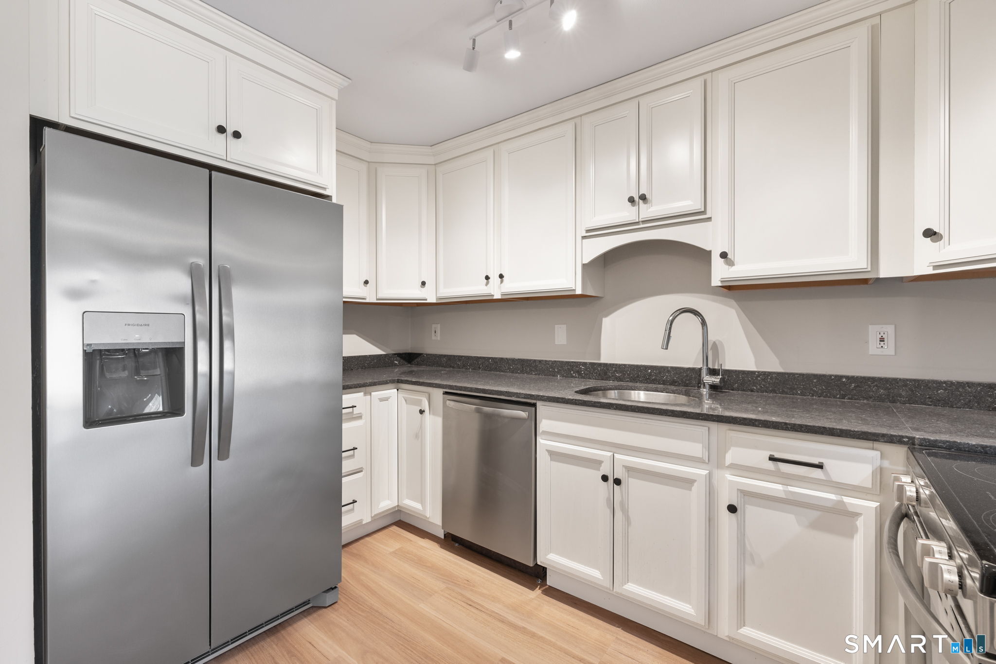 50 East Hill Road APT 3B