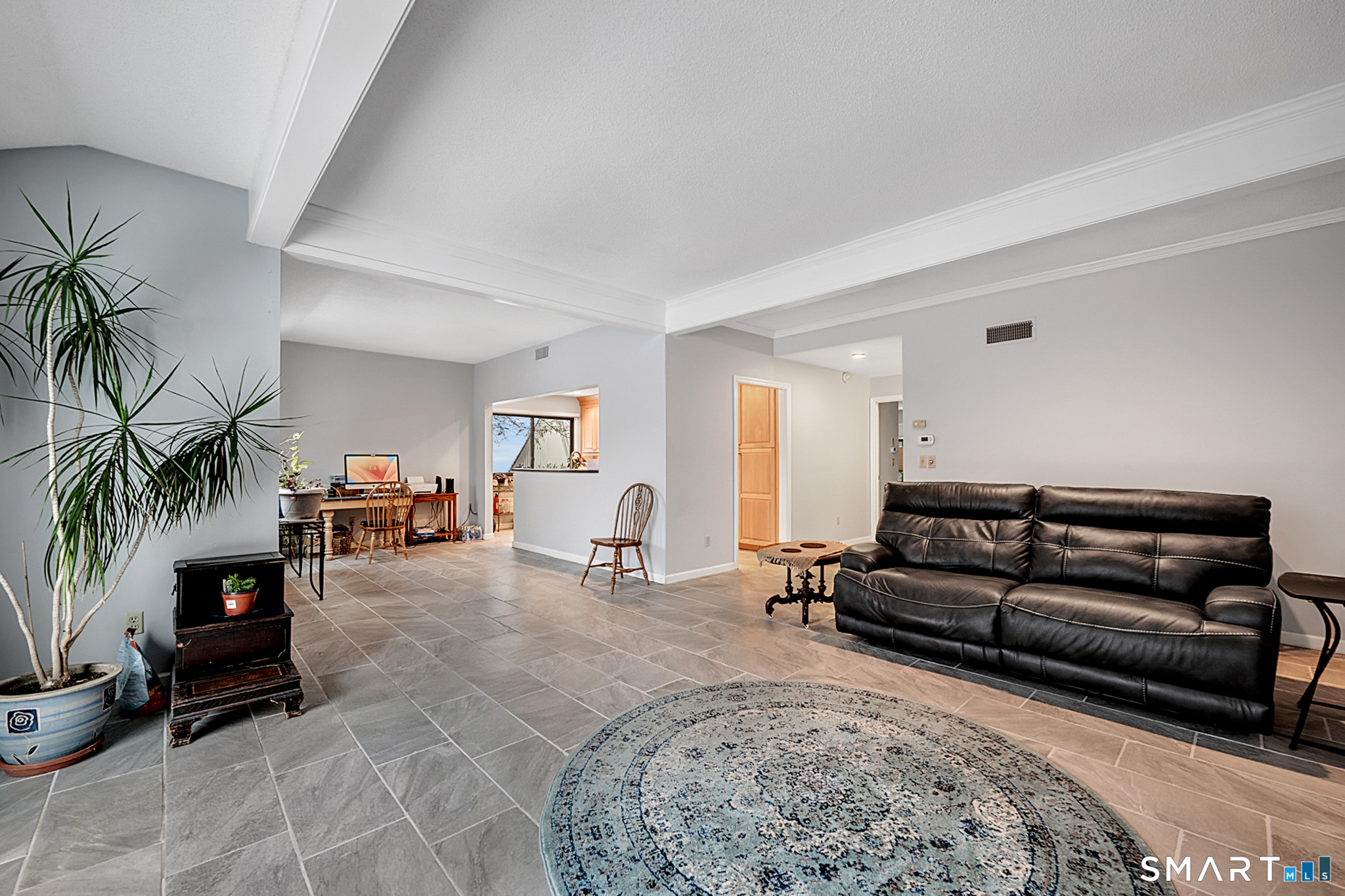 859 Heritage Village B