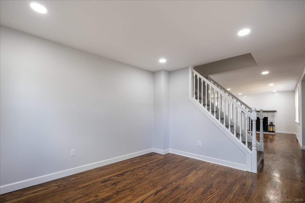 7 Ascolese Road, Trumbull, Connecticut image 17