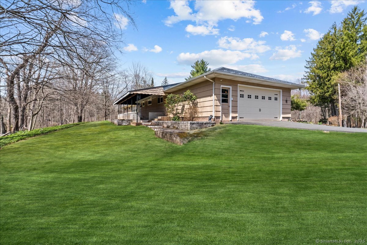 968 Coleman Road, Cheshire, Connecticut image 4