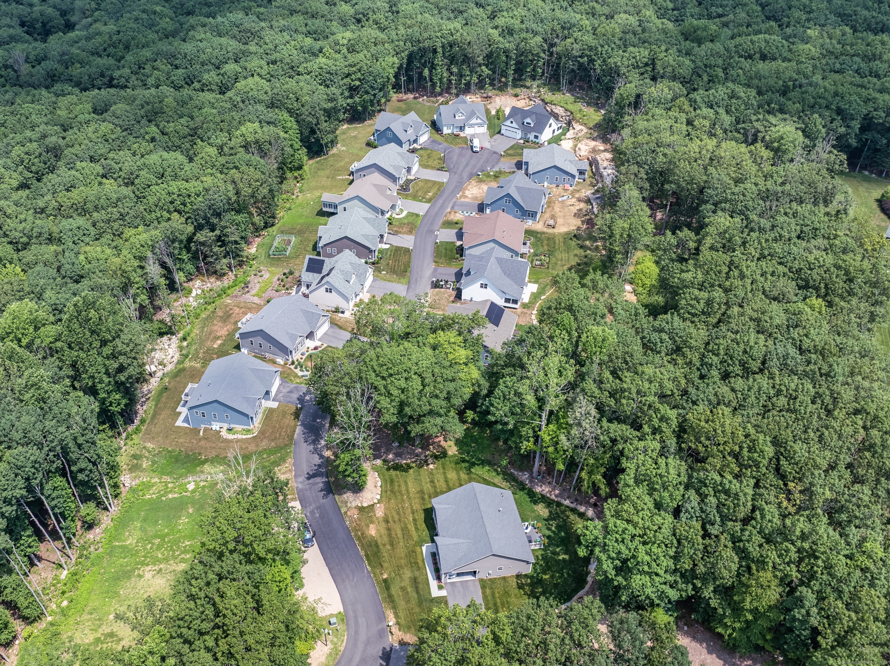 East Lyme, Connecticut 06357, United States, 2 Bedrooms Bedrooms, ,3 BathroomsBathrooms,Residential,Active,165775