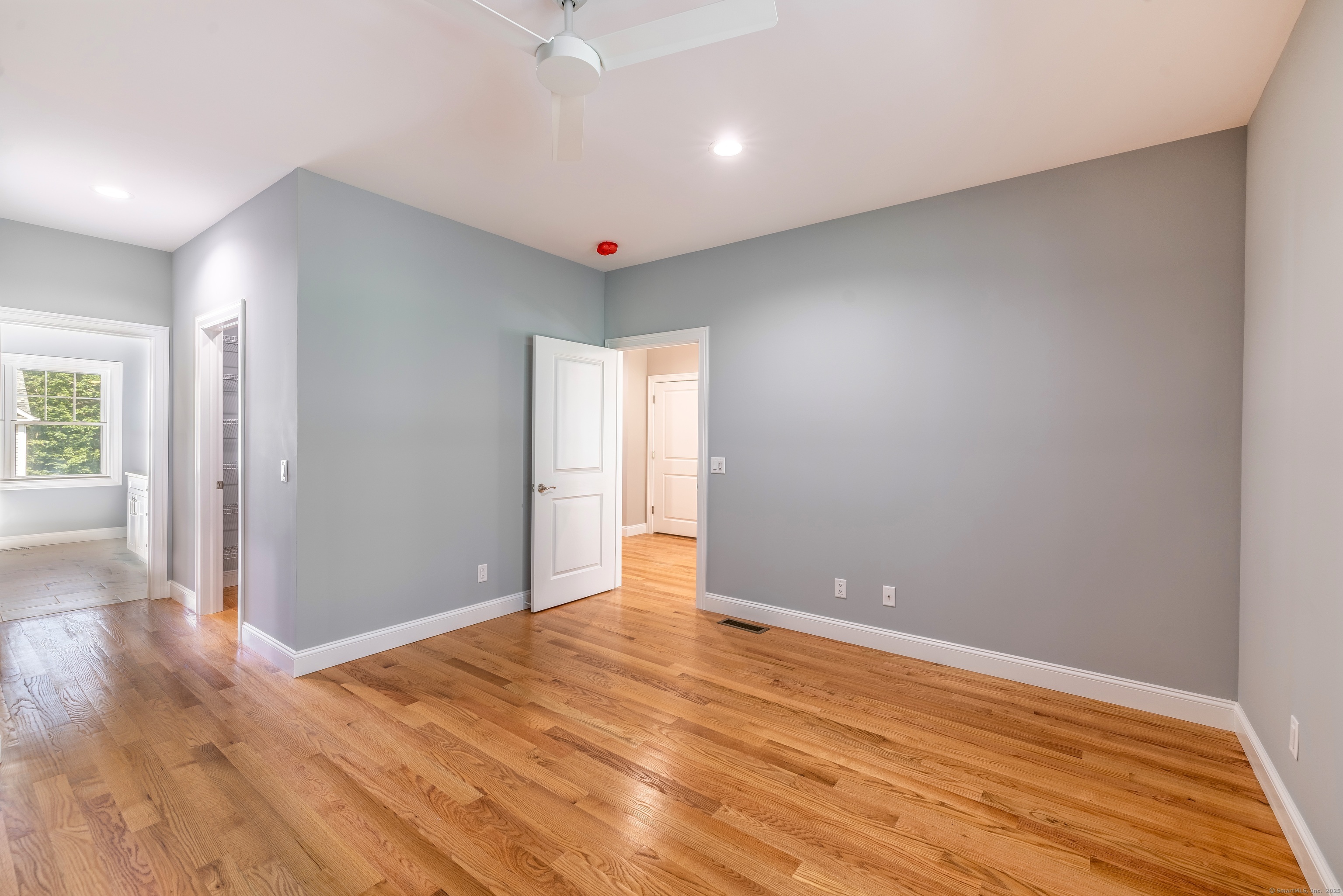 East Lyme, Connecticut 06357, United States, 2 Bedrooms Bedrooms, ,3 BathroomsBathrooms,Residential,Active,165775