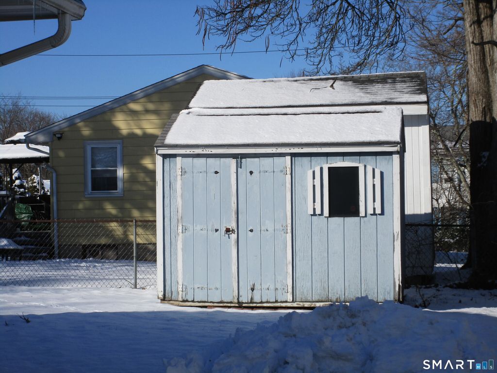 Photo of 50 Dale Street, East Haven, CT 06513 (MLS # 24150154)