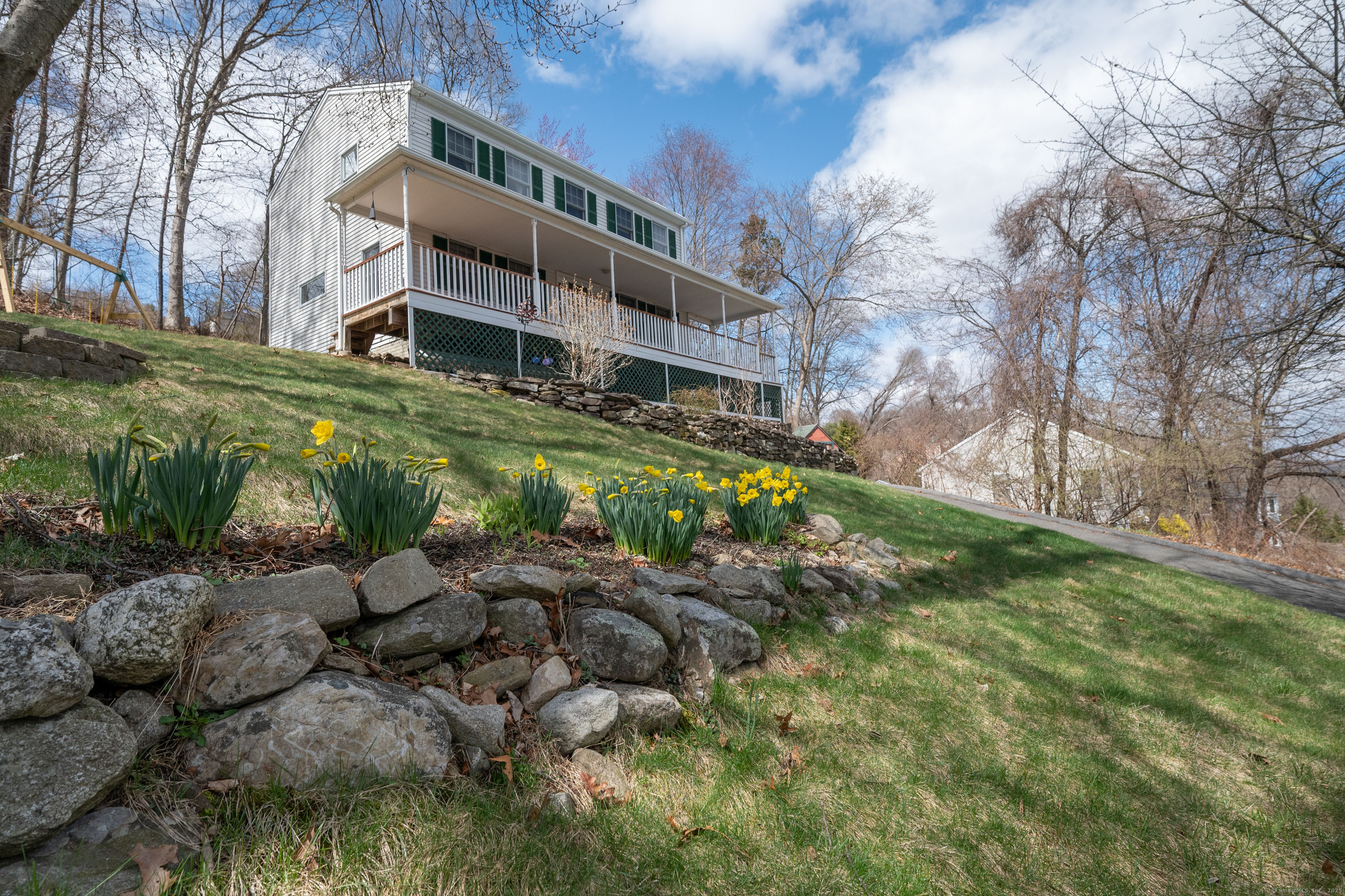23 Candlewood Common, New Milford, Connecticut image 3