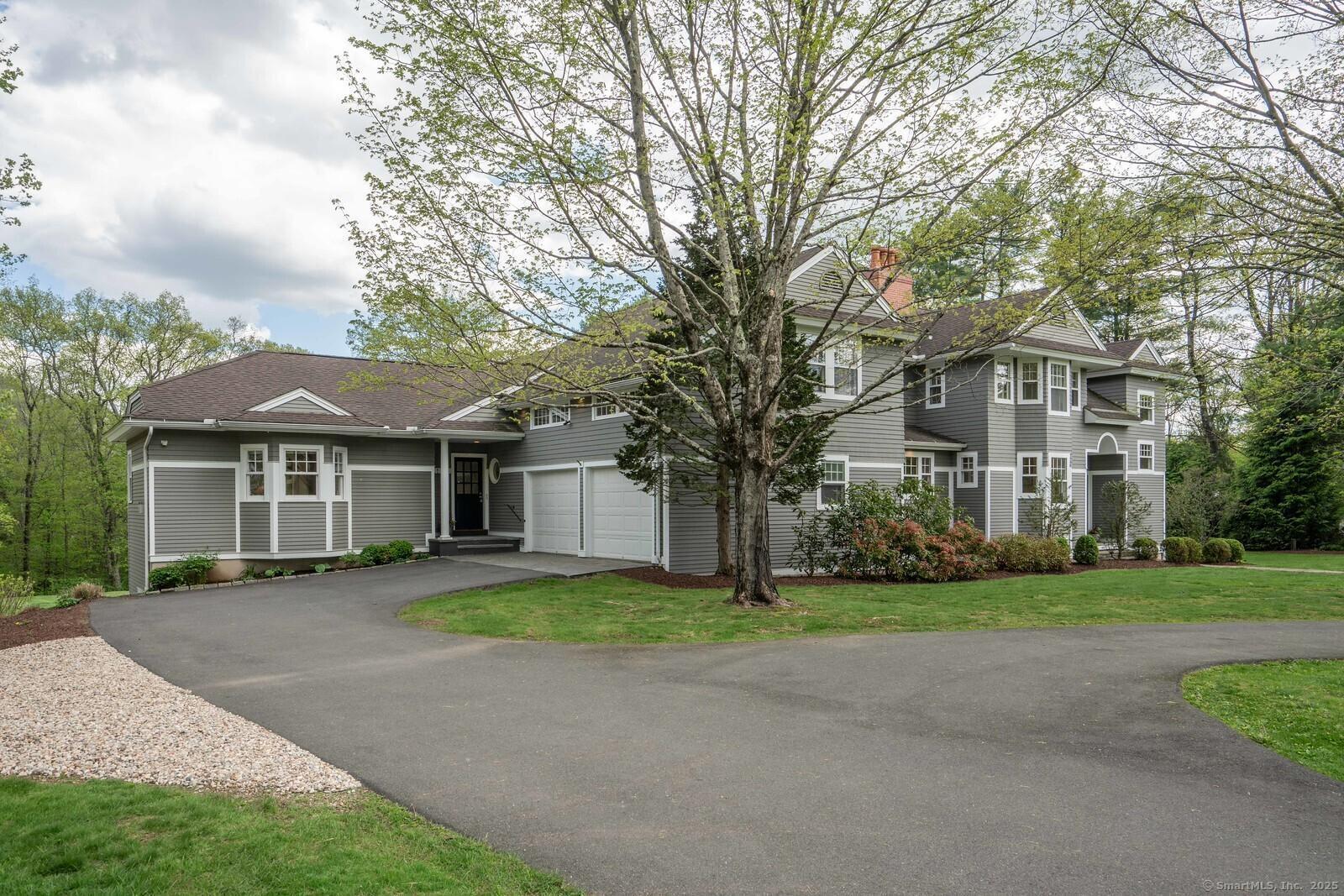 300 Mountain Spring Road, Farmington, Connecticut image 2