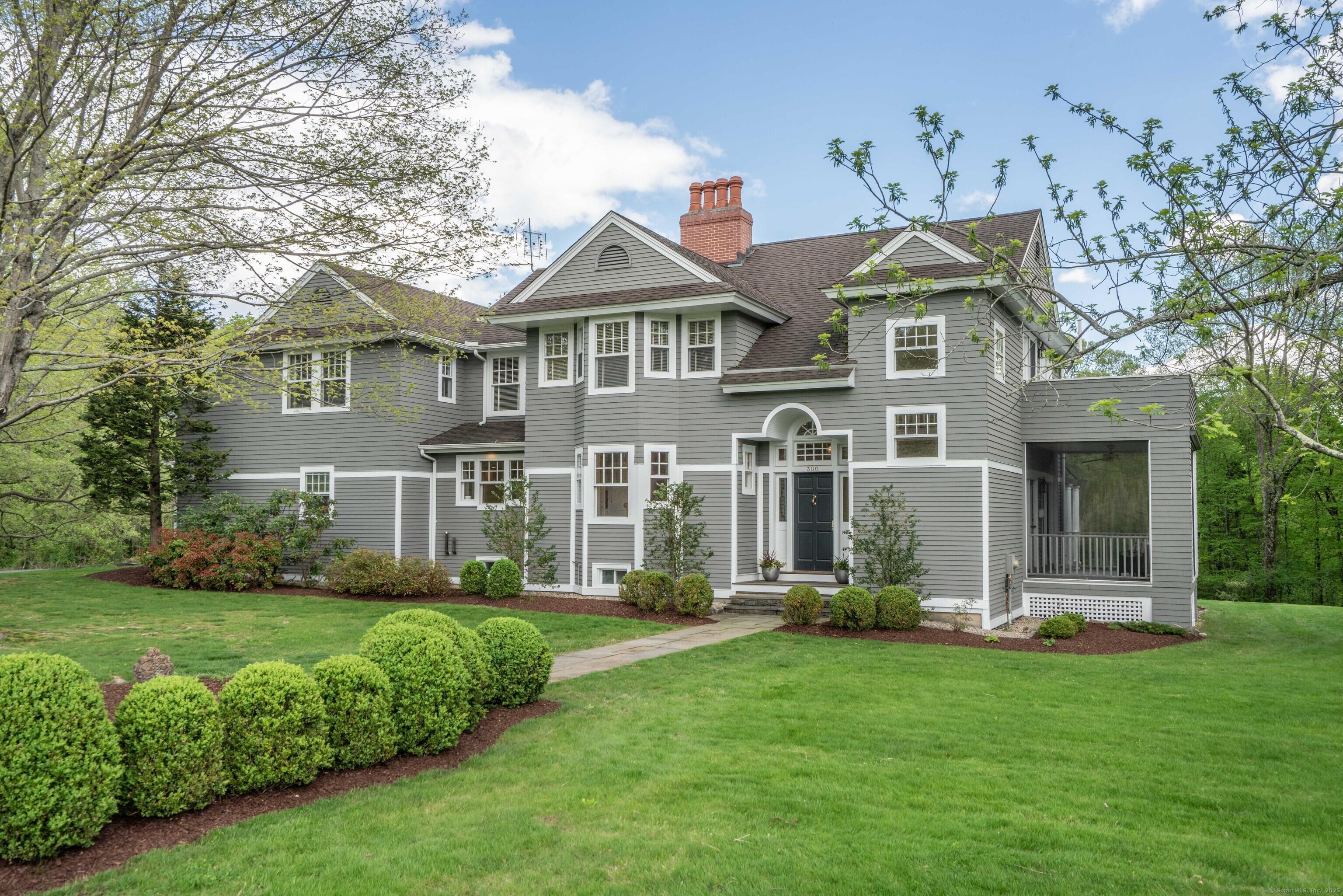 Property for Sale at Mountain Spring Road, Farmington, Connecticut - Bedrooms: 5 
Bathrooms: 5 
Rooms: 11  - $1,250,000
