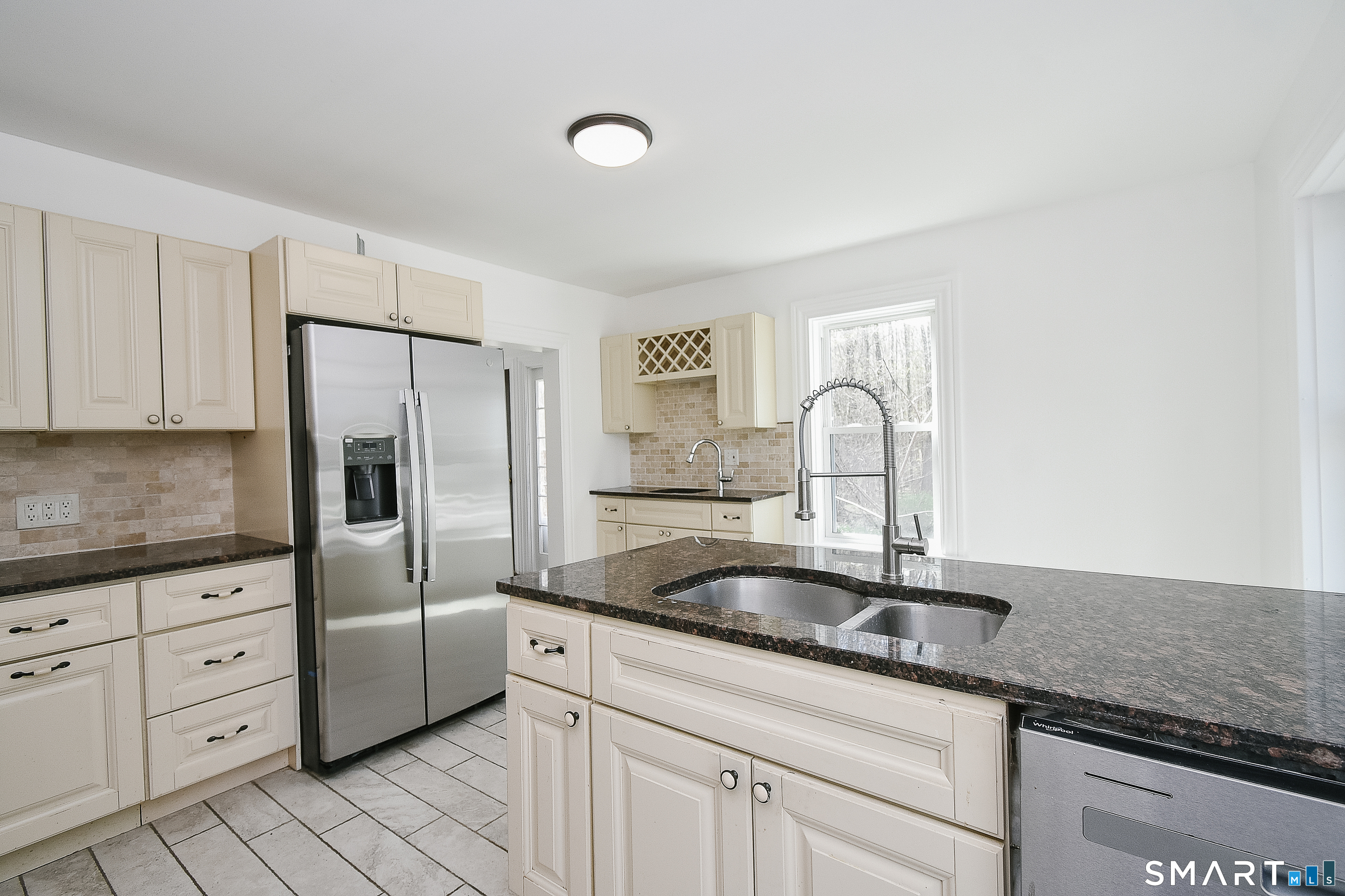 82 Greenwoods Road East