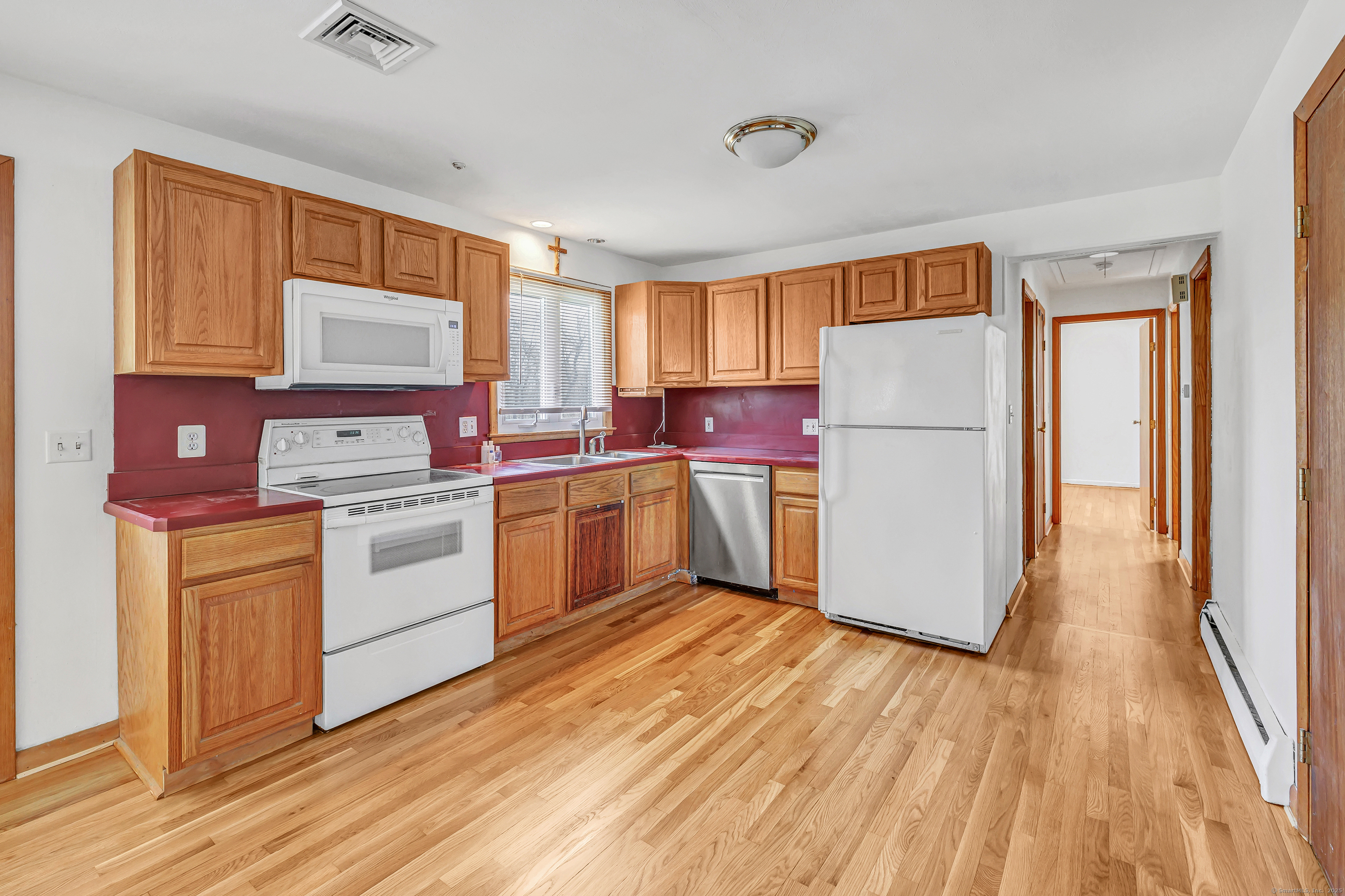5 Lawn Circle, Trumbull, Connecticut image 6