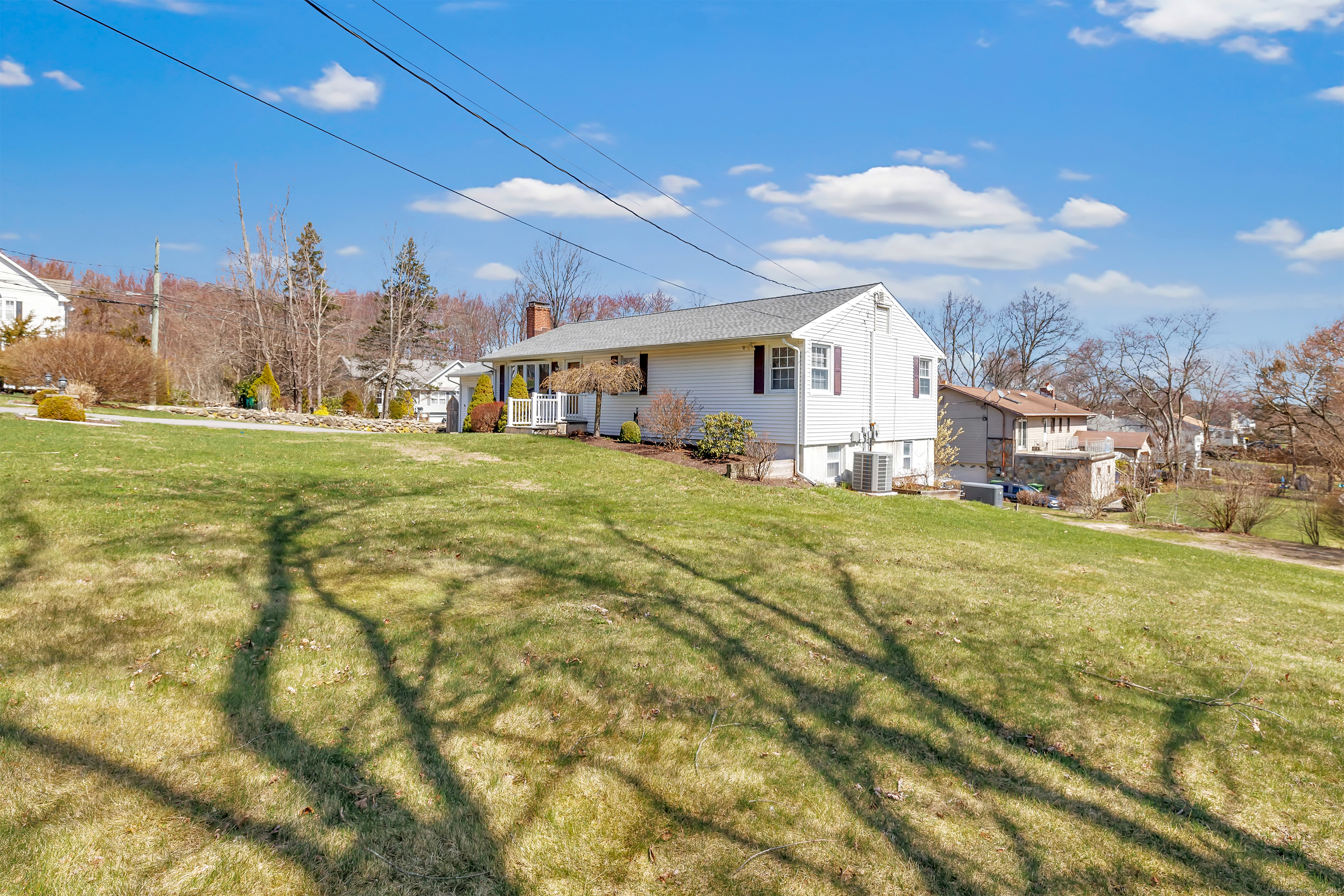 5 Lawn Circle, Trumbull, Connecticut image 18