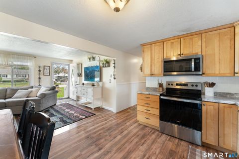 Tiny photo for 14 Liberty Lane, Thompson, CT 06277 (MLS # 24168295)