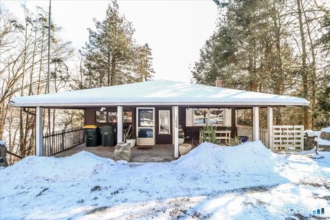 Tiny photo for 154 State Route 39 Road, New Fairfield, CT 06812 (MLS # 24150583)