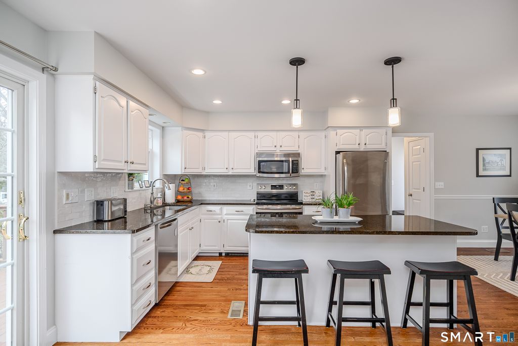 Photo of 1 Whipstick Road, New Fairfield, CT 06812 (MLS # 24162426)