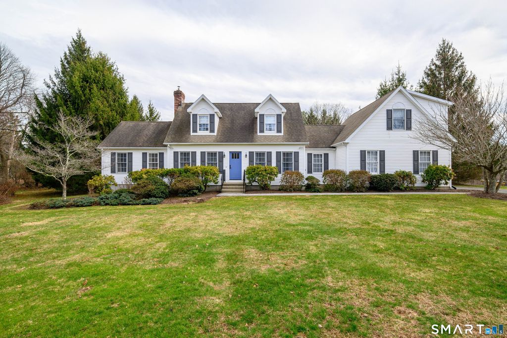 Photo of 1 Whipstick Road, New Fairfield, CT 06812 (MLS # 24162426)