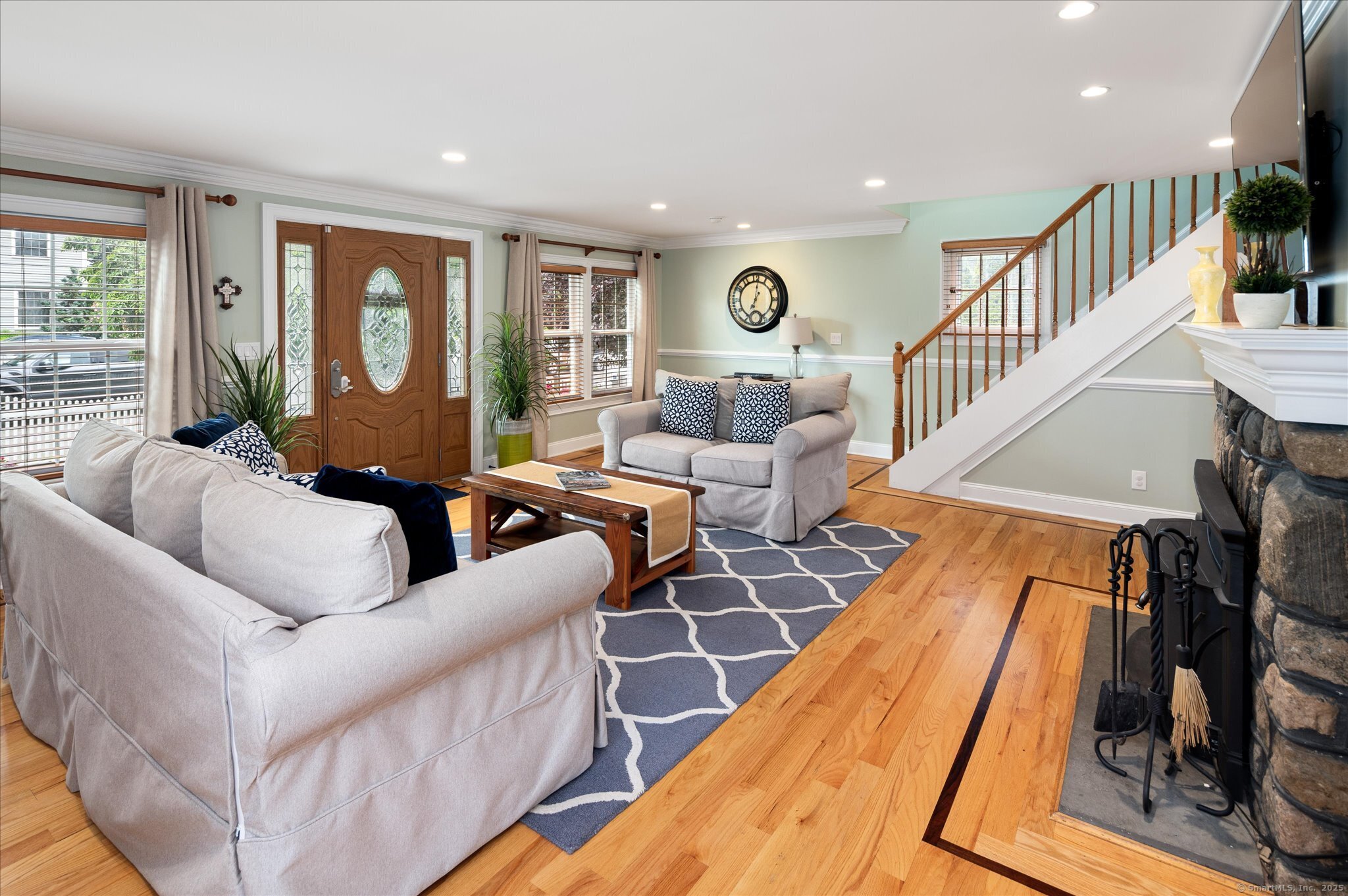 30 Douglas Avenue 1