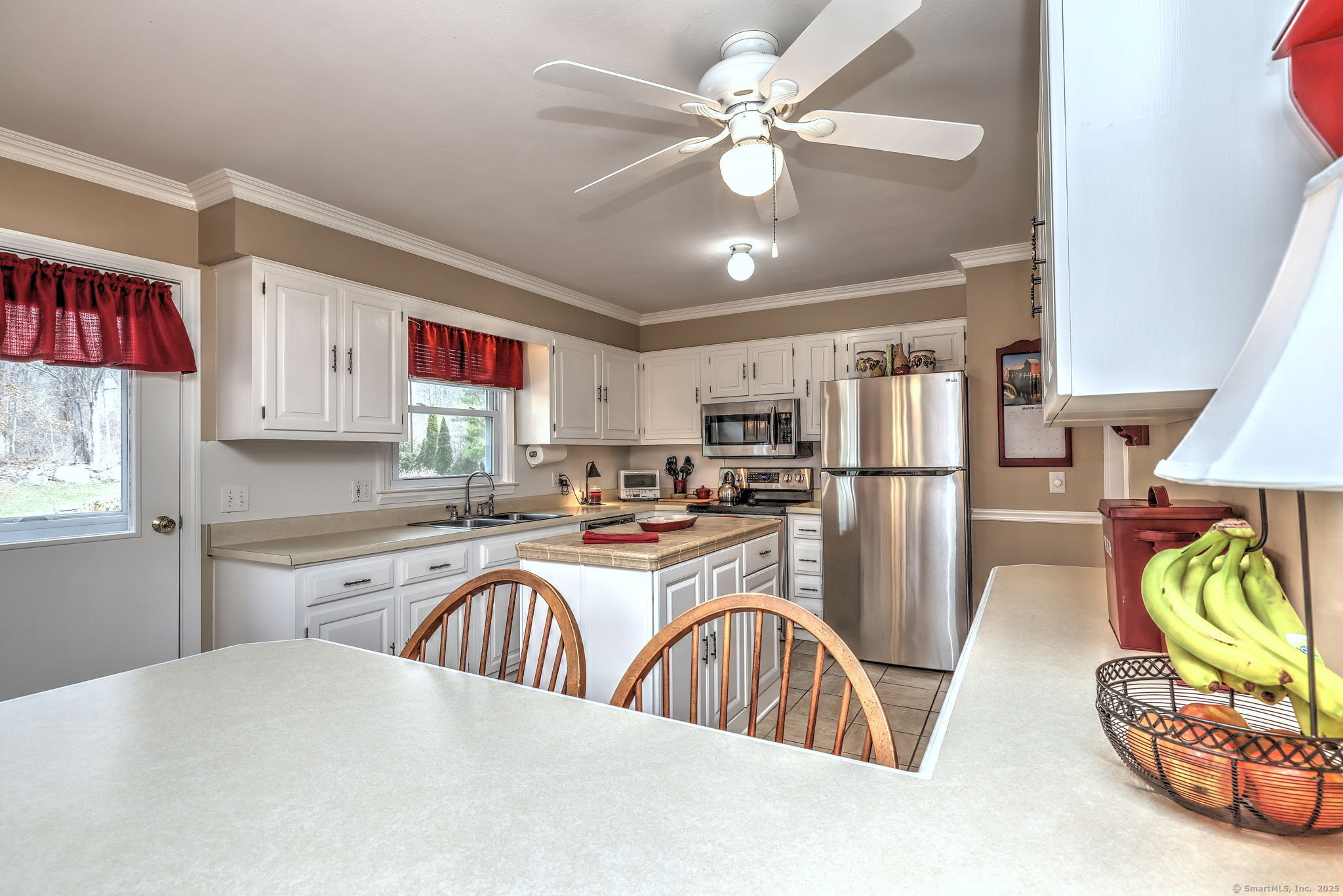 31 Redcoat Lane, Guilford, Connecticut image 14