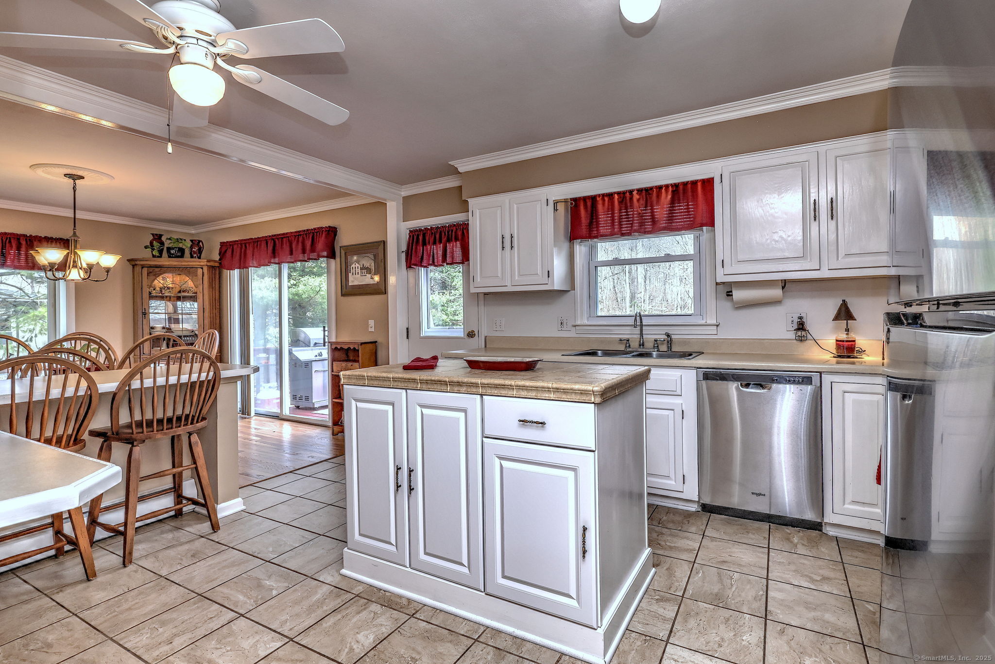 31 Redcoat Lane, Guilford, Connecticut image 17