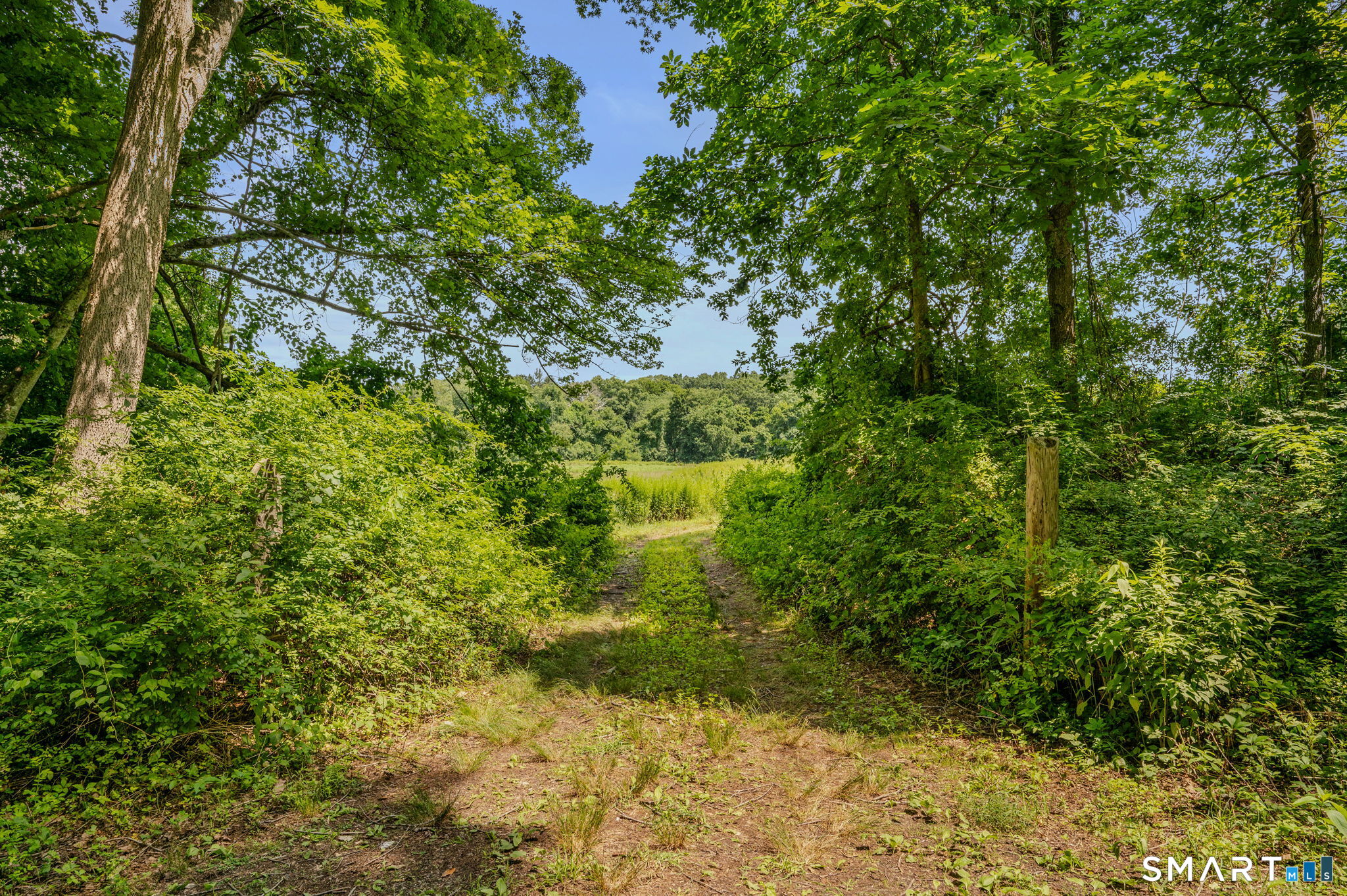 86 School House Road