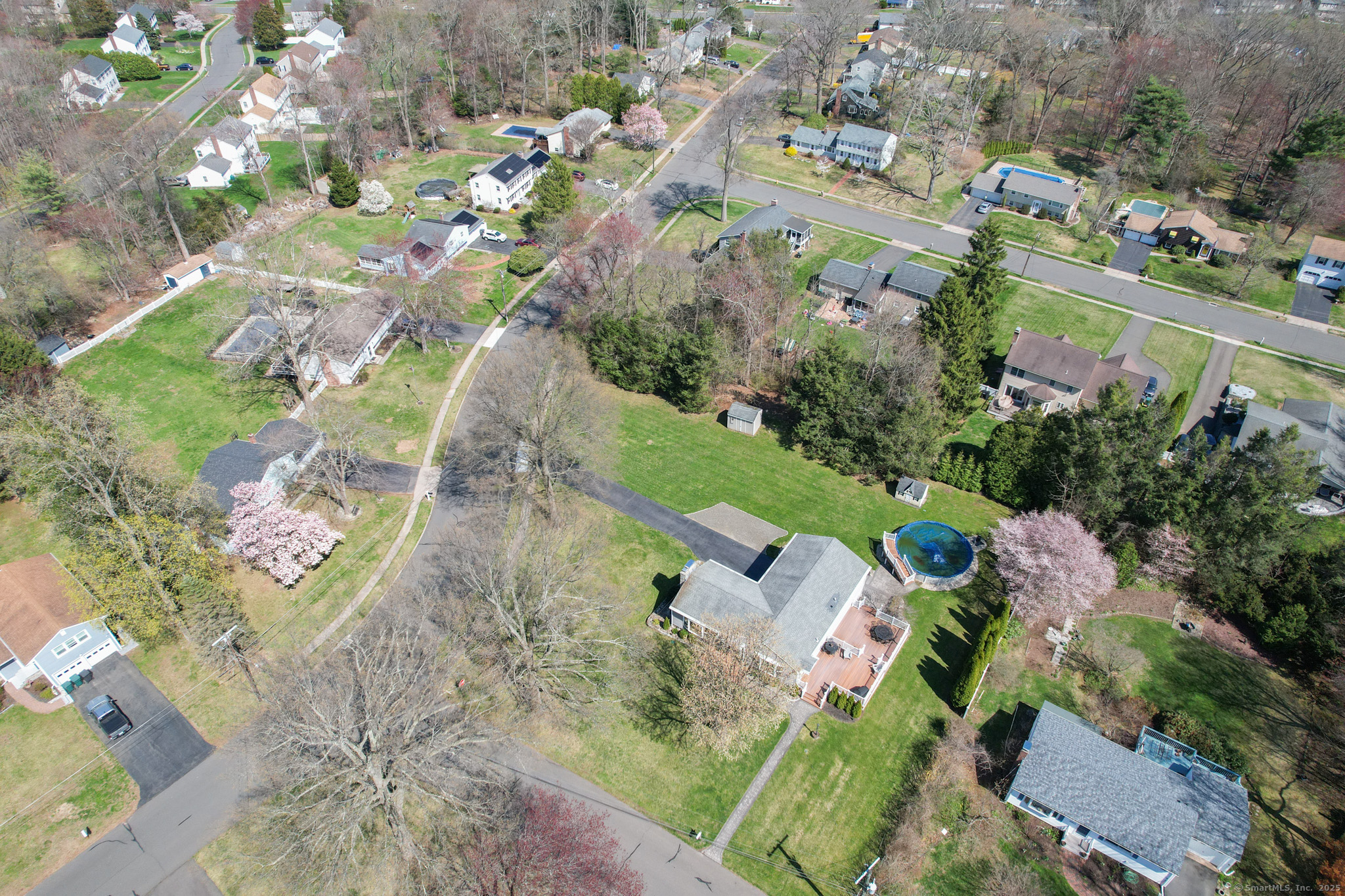 390 Carlton Drive, Cheshire, Connecticut image 8