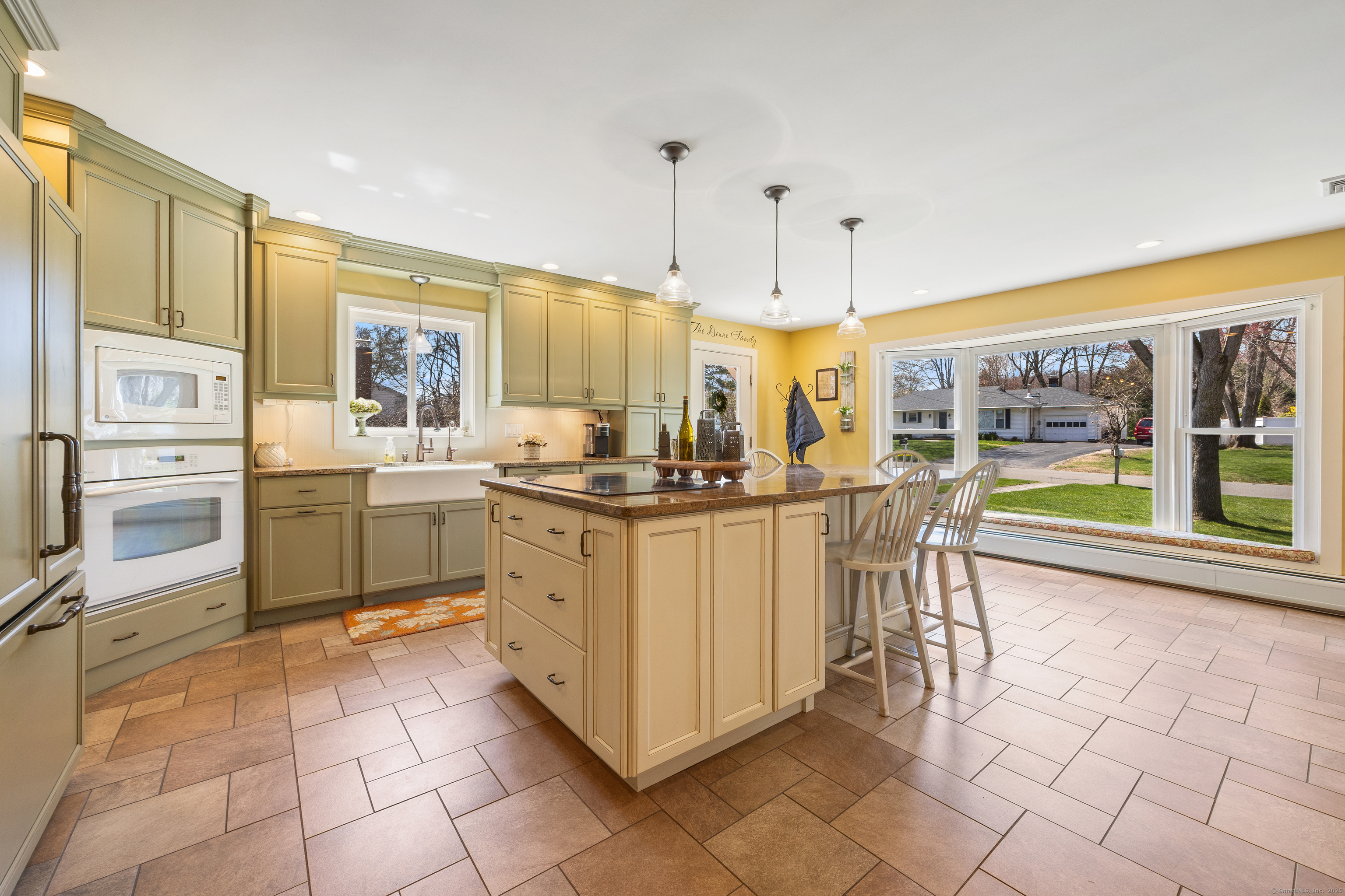 390 Carlton Drive, Cheshire, Connecticut image 15
