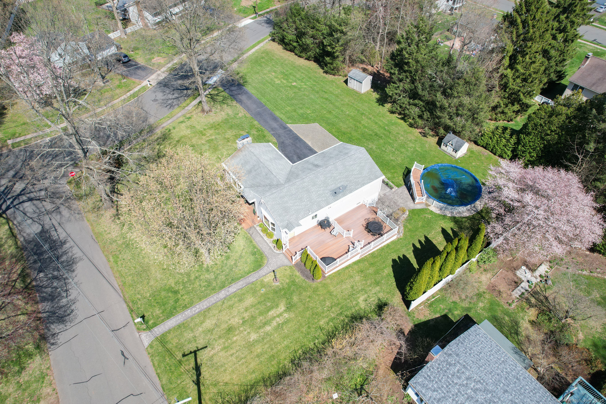 390 Carlton Drive, Cheshire, Connecticut image 11