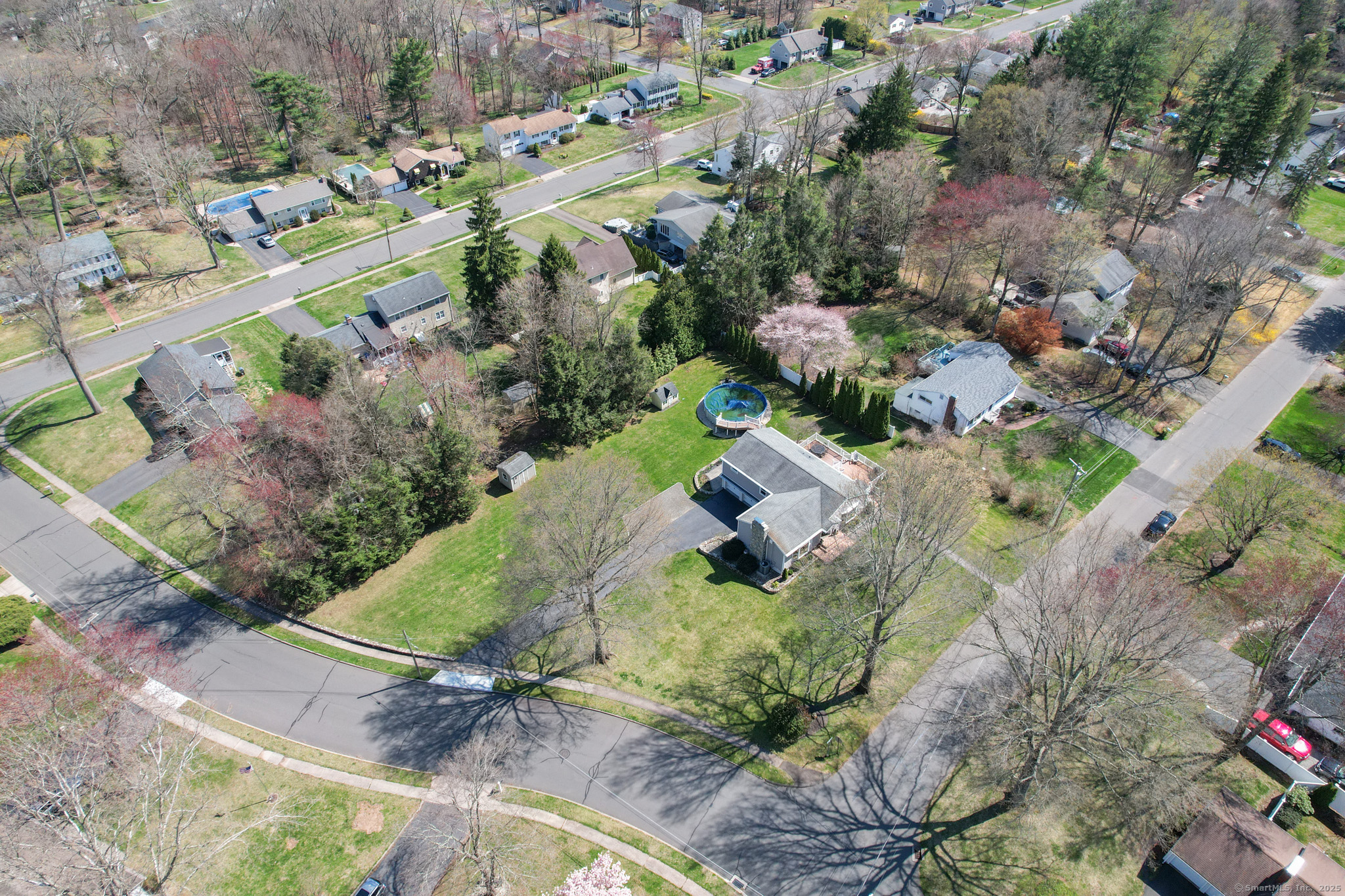 390 Carlton Drive, Cheshire, Connecticut image 9