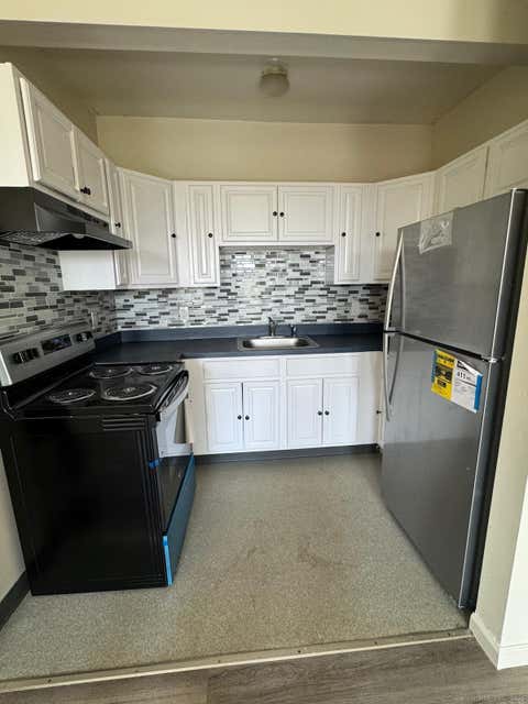 Multifamily For Rent - 1057 E Main Street<br/> Bridgeport, CT 06608