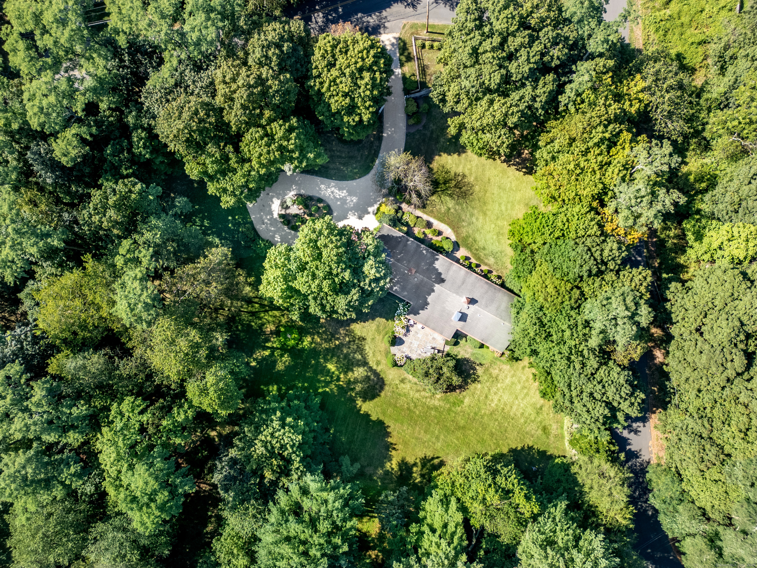 1001 Hulls Farm Road