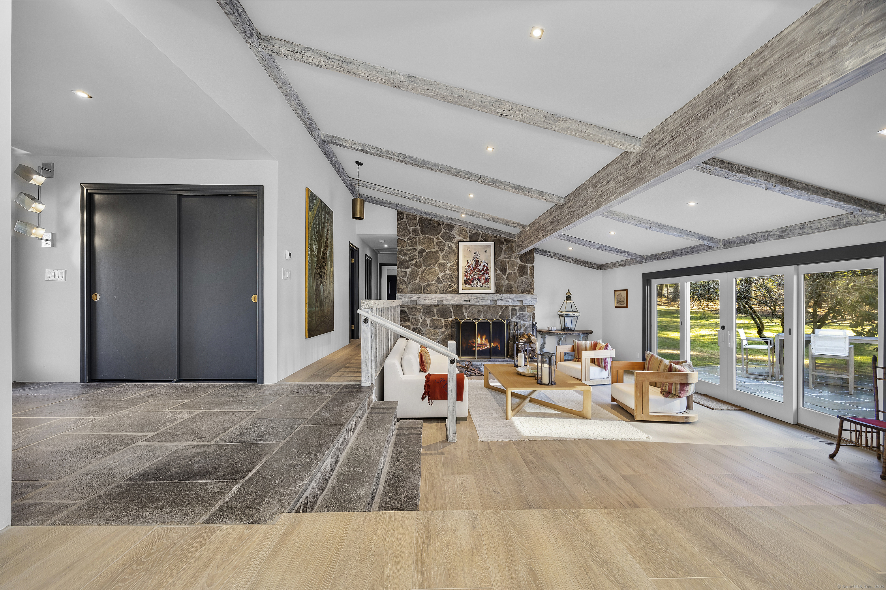 1001 Hulls Farm Road