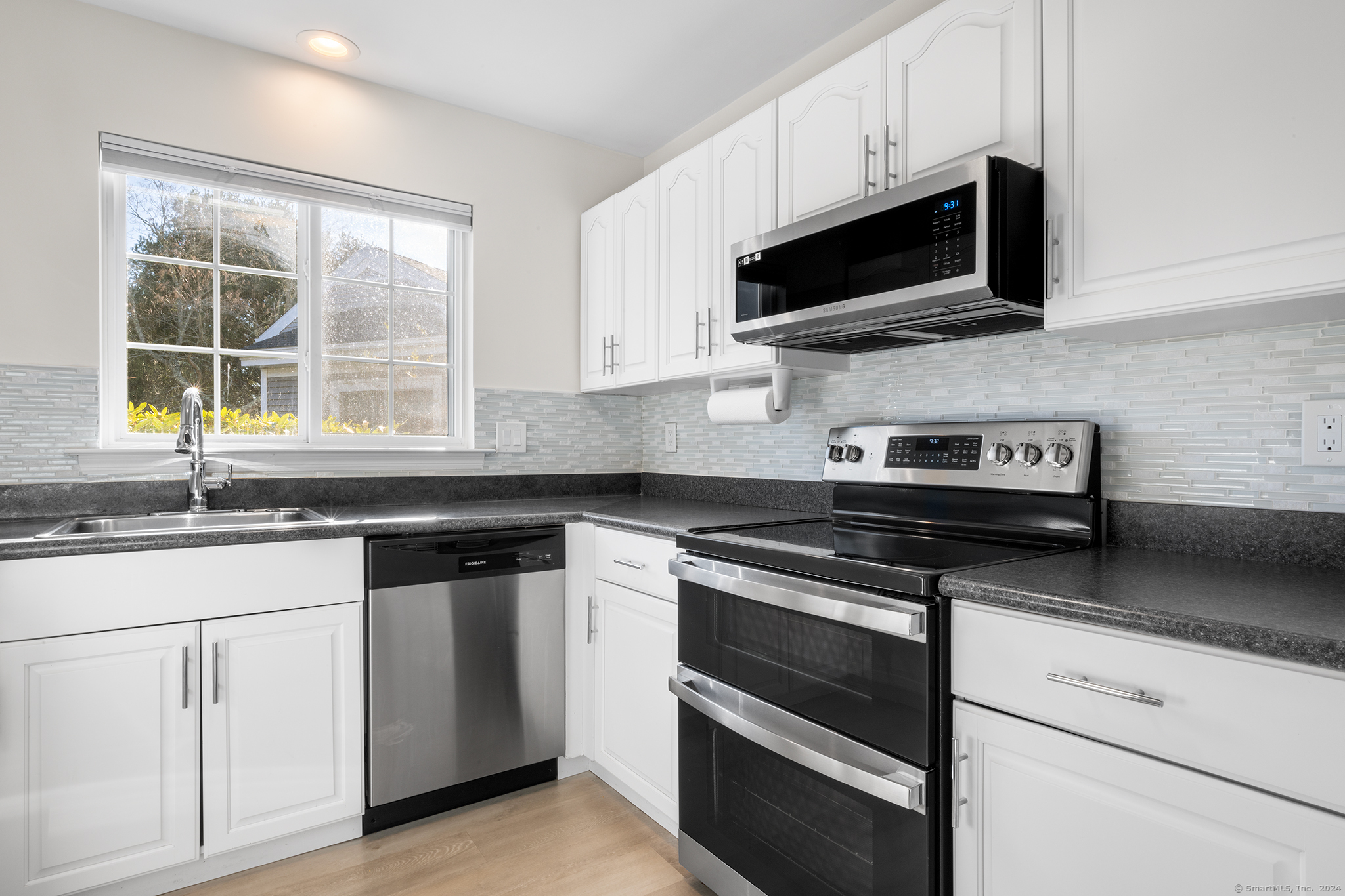 367 Main Street #20, Old Saybrook, Connecticut image 11
