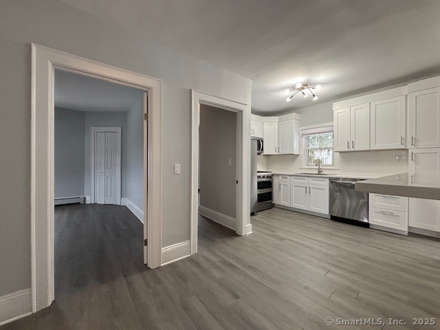 Rental Property at Elmwood Avenue 2, Norwalk, Connecticut - Bedrooms: 3 
Bathrooms: 2 
Rooms: 7  - $3,900 MO.