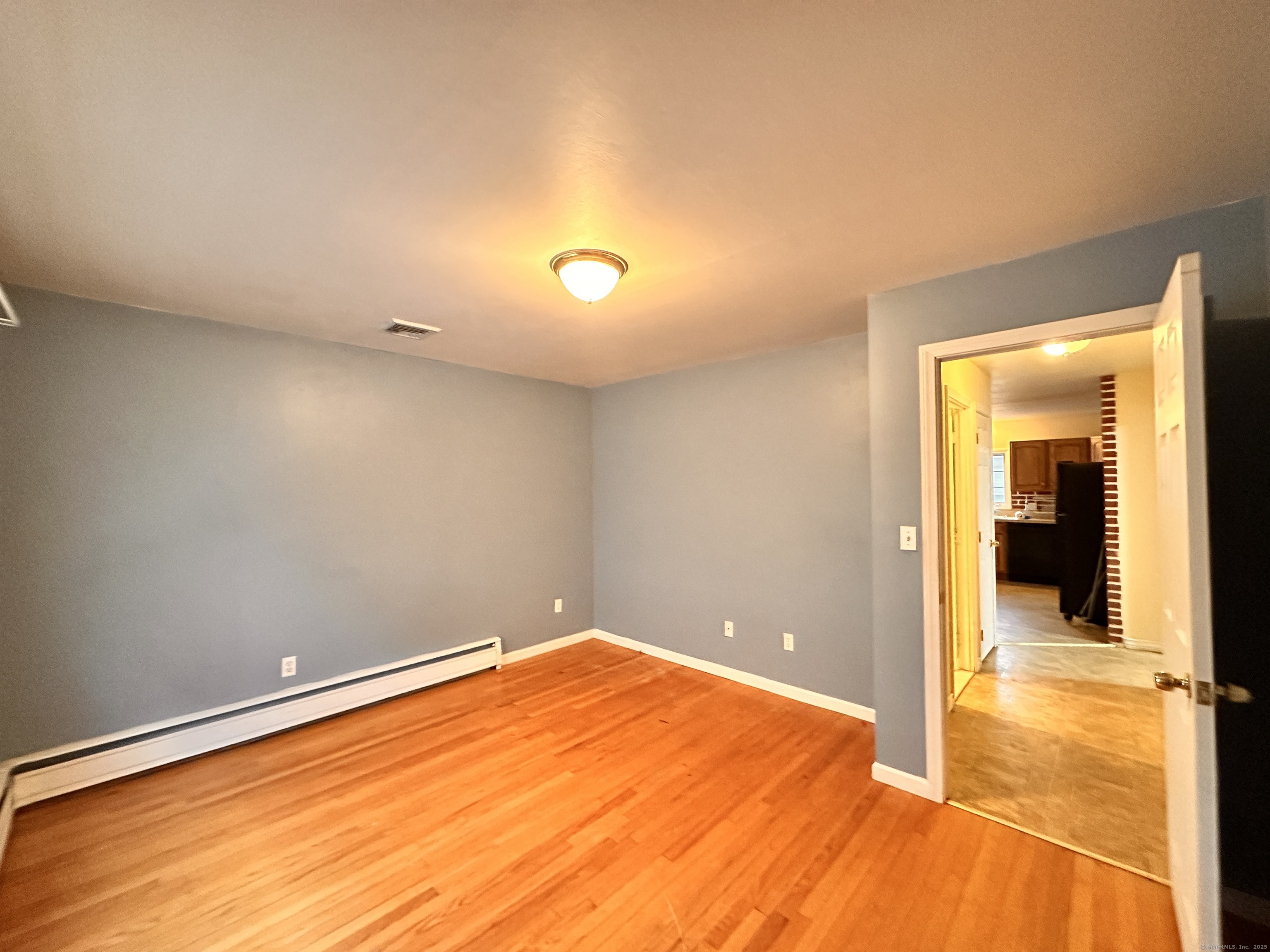 21 Avon Street, Ansonia, Connecticut image 18