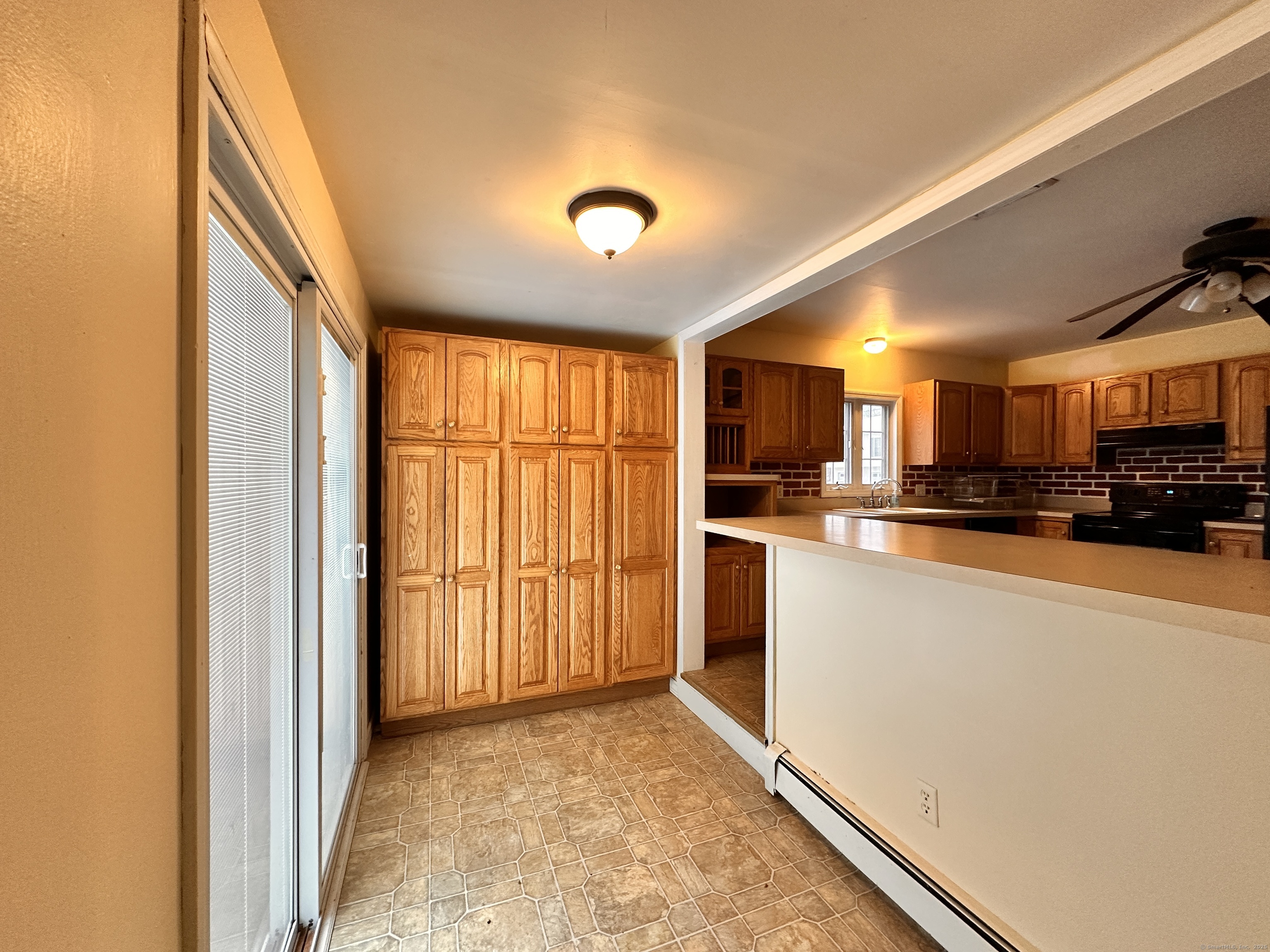 21 Avon Street, Ansonia, Connecticut image 13