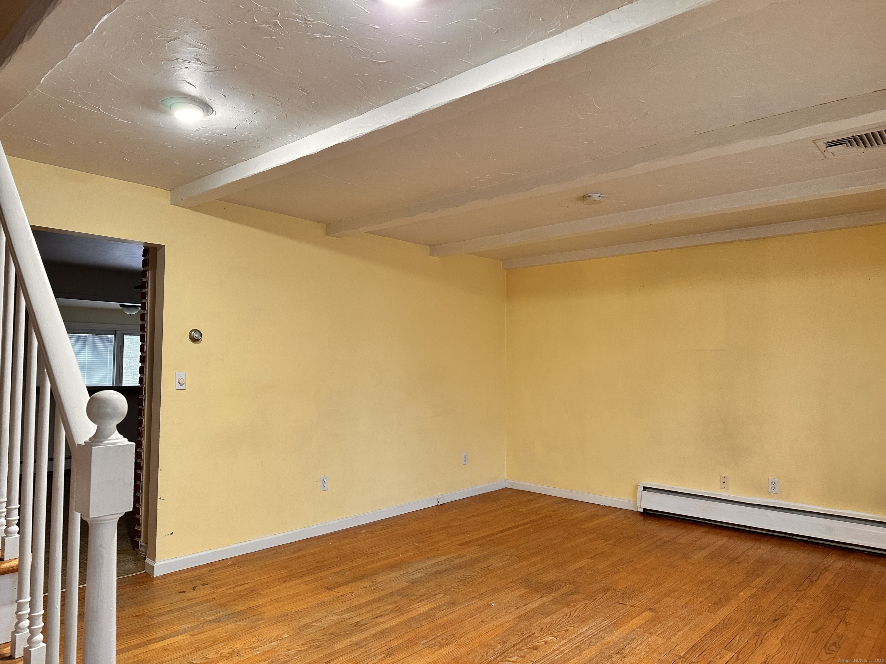 21 Avon Street, Ansonia, Connecticut image 7
