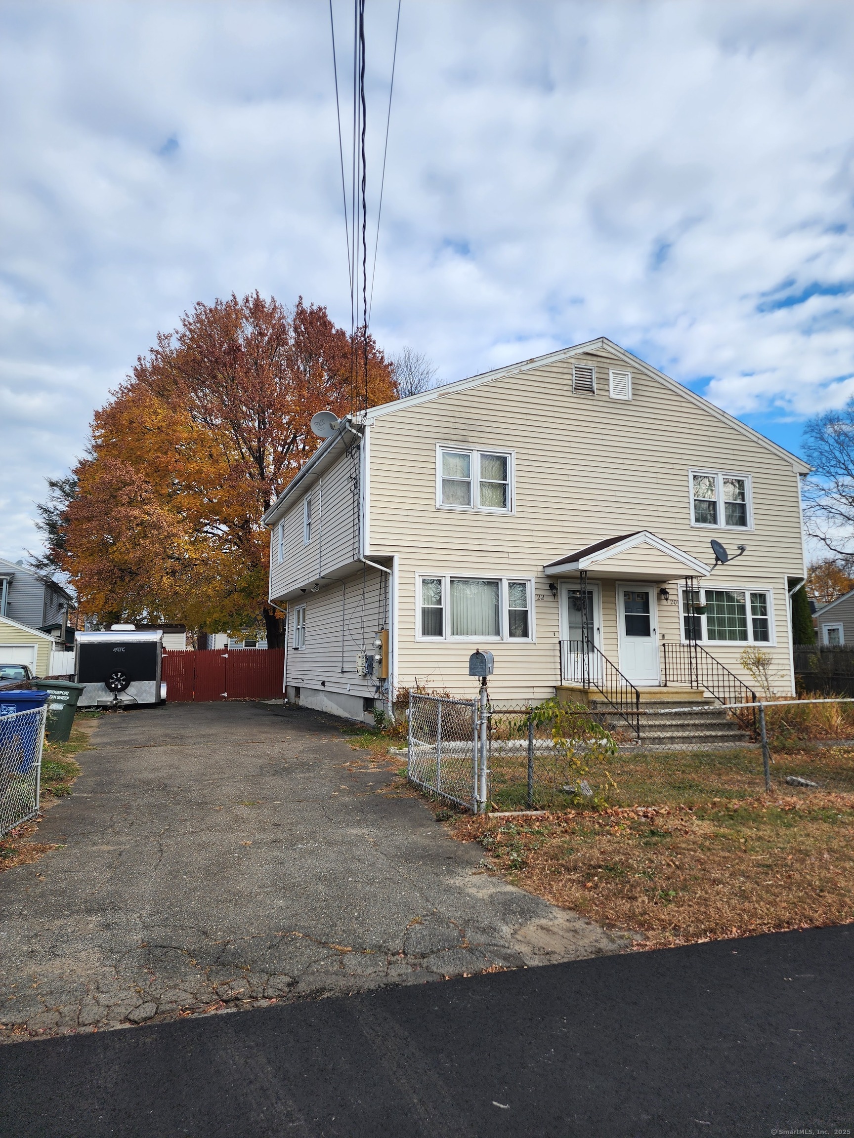 Property for Sale at Voight Avenue, Bridgeport, Connecticut - Bedrooms: 3 
Bathrooms: 2 
Rooms: 6  - $299,000