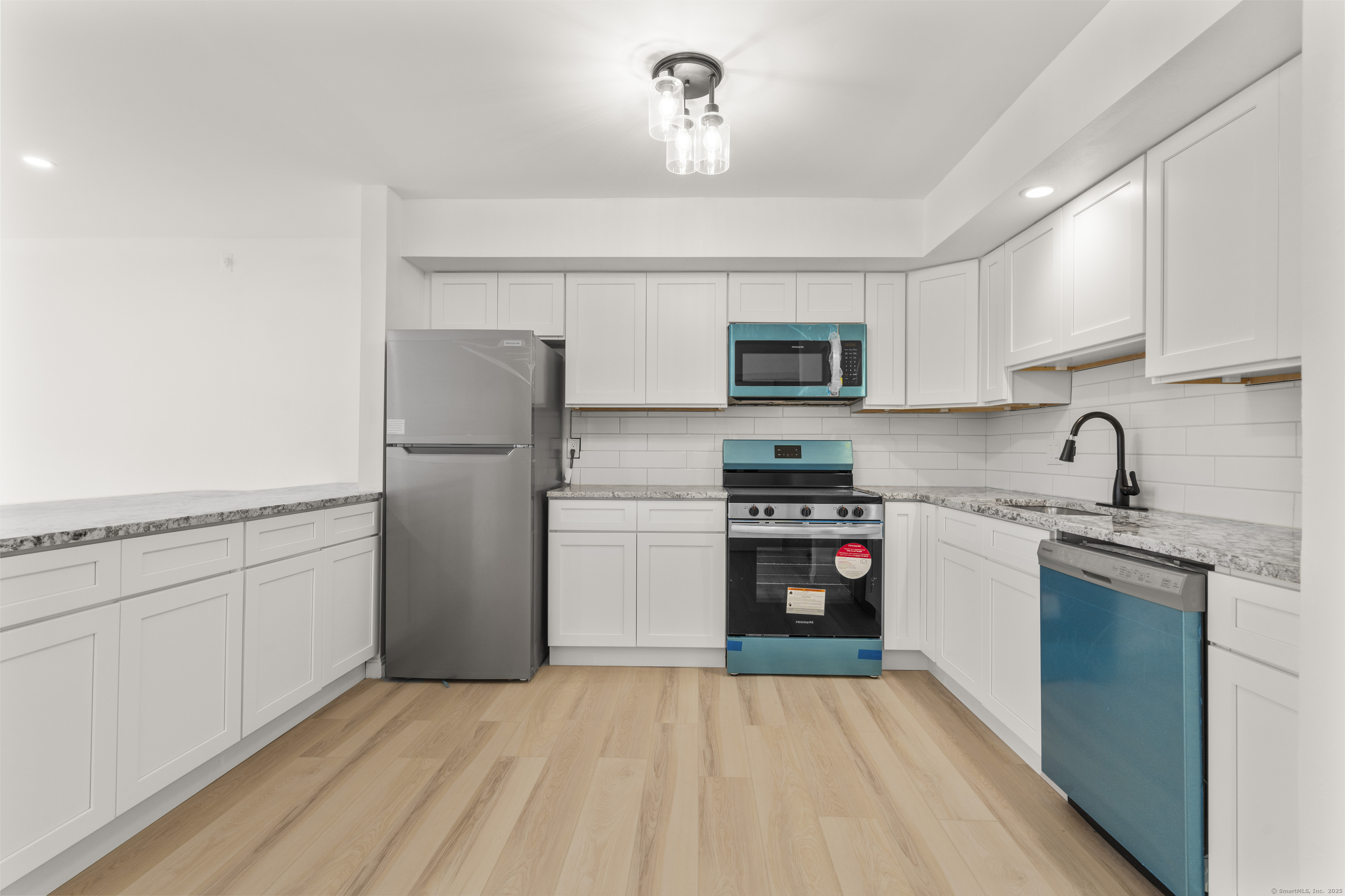 79 Claudia Drive #APT 254, West Haven, Connecticut image 5