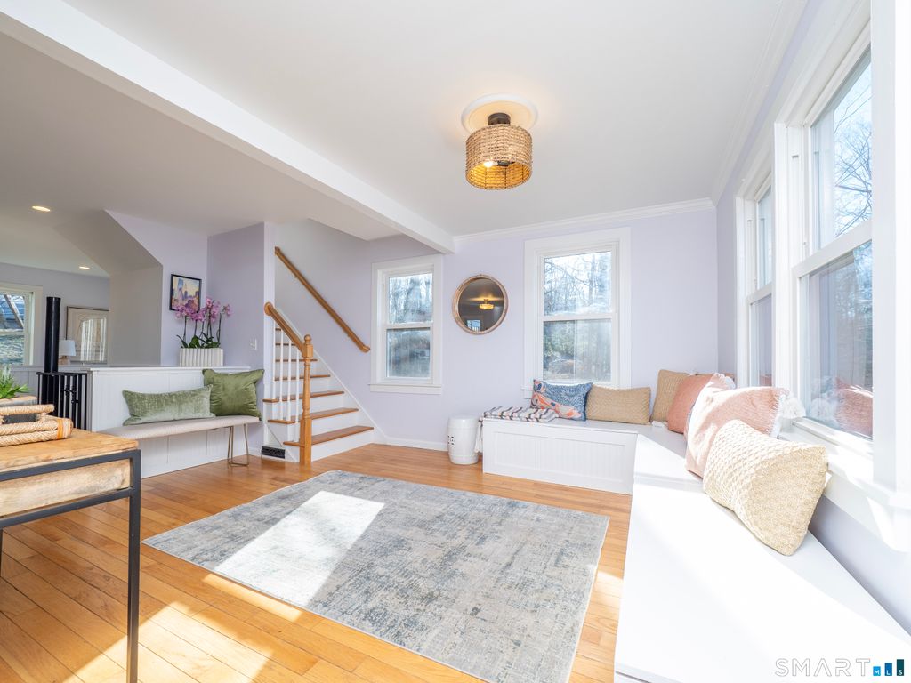 Photo of 15 Lookout Drive, Ridgefield, CT 06877 (MLS # 24149990)