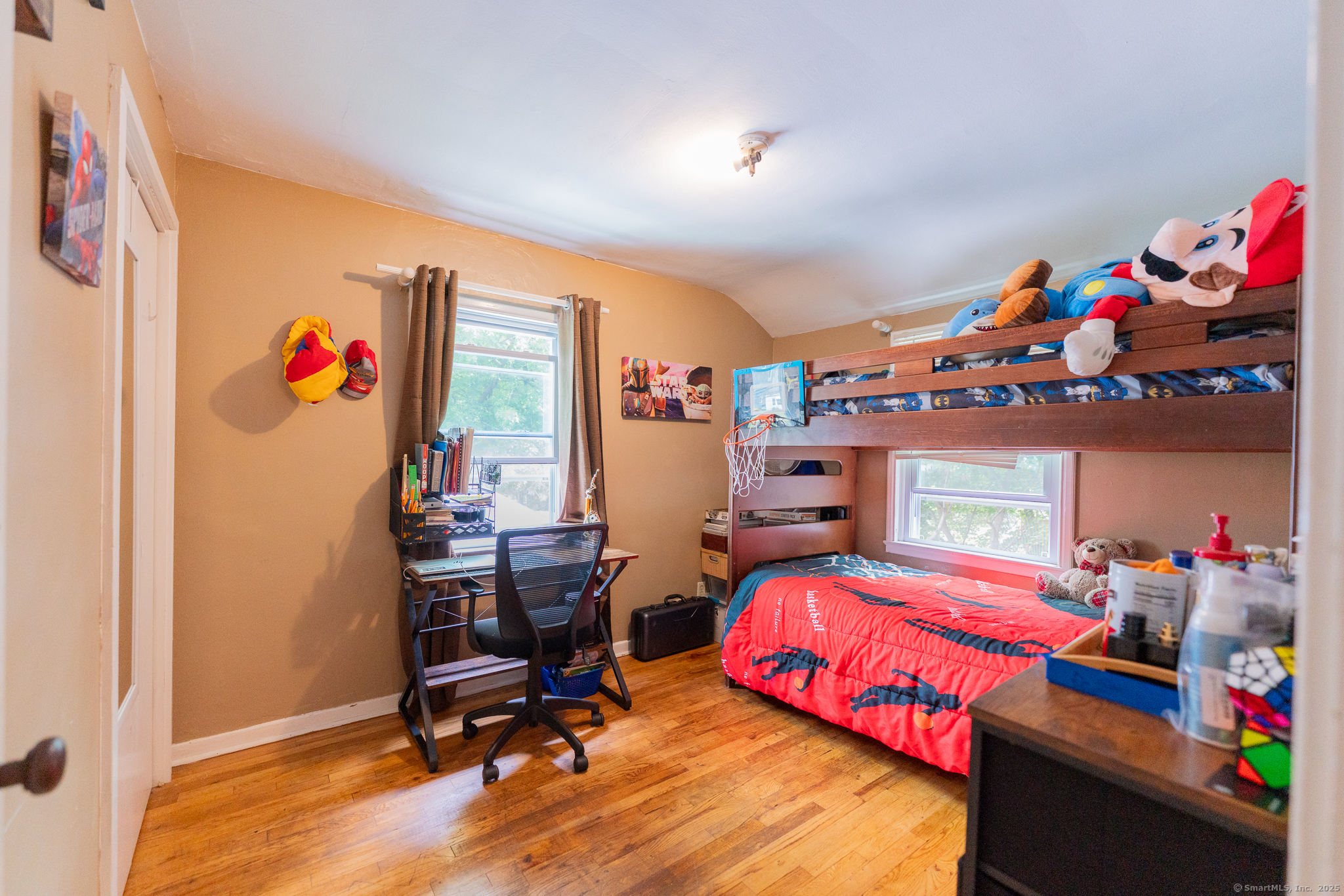 West Hartford, Connecticut 06110, United States, 4 Bedrooms Bedrooms, ,2 BathroomsBathrooms,Residential,Pending,145678