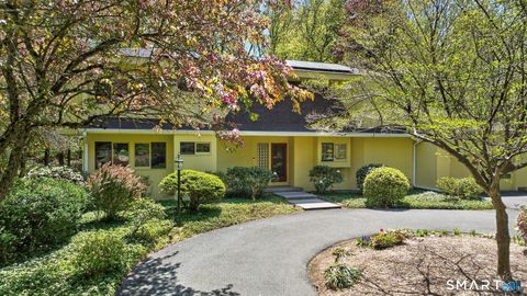 Photo of 17 Climax Road, Simsbury, CT 06070 (MLS # 24178531)