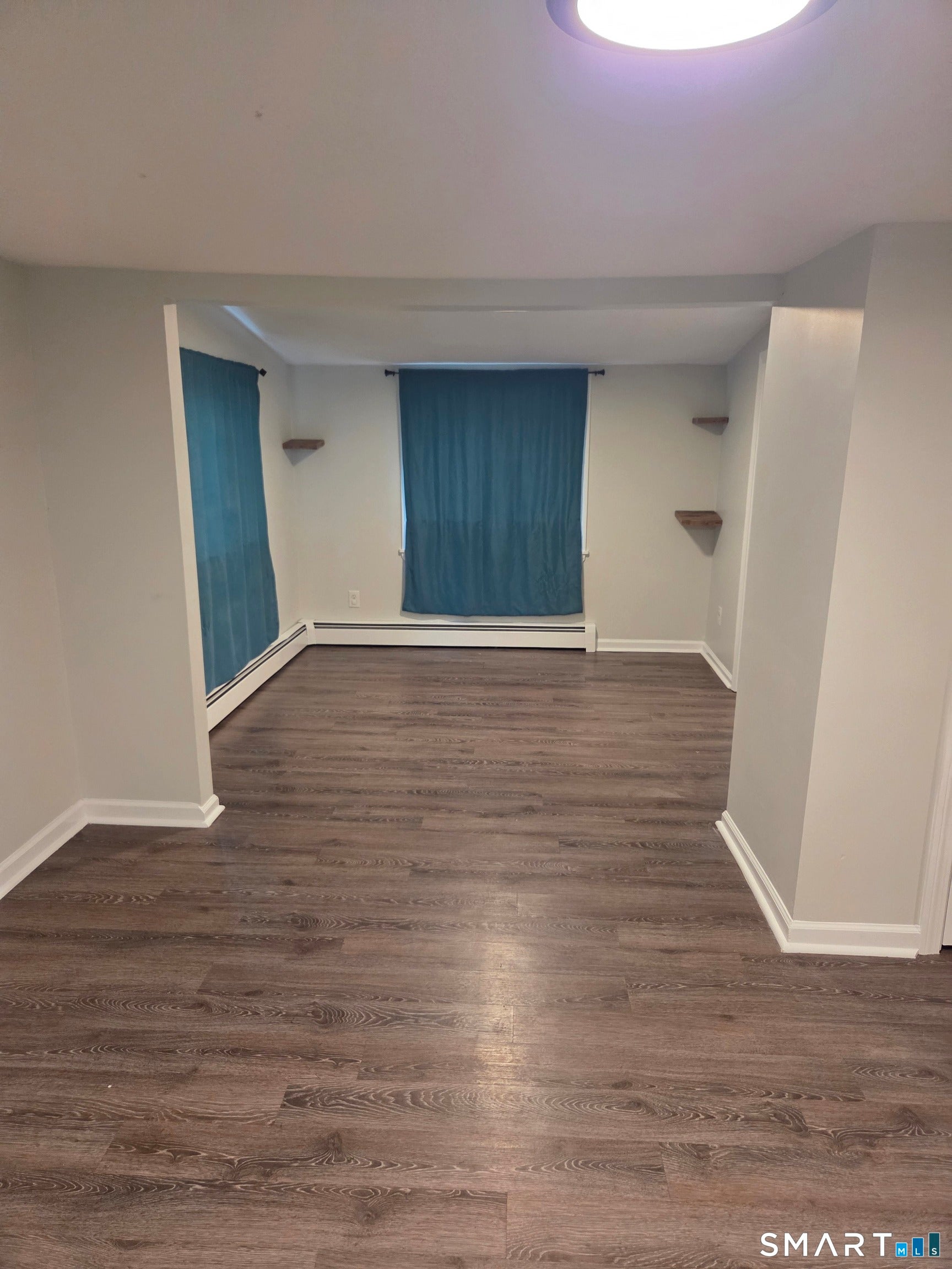 26 Seagraves Road