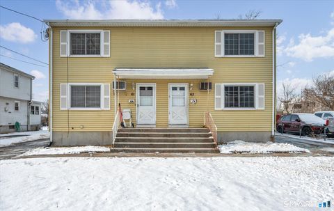 Photo of 61 Laurel Street, East Hartford, CT 06108 (MLS # 24150529)