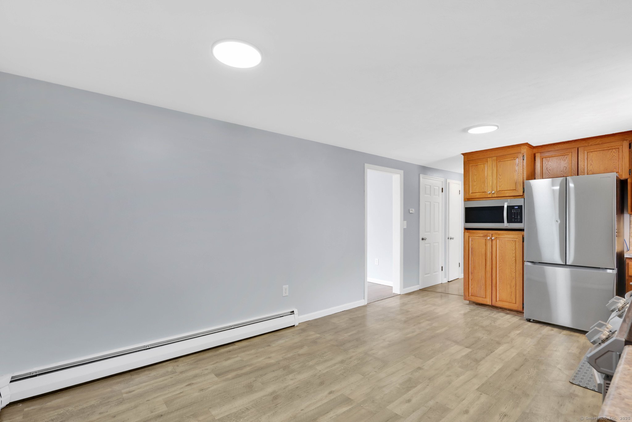327 Abbe Road, Enfield, Connecticut image 9
