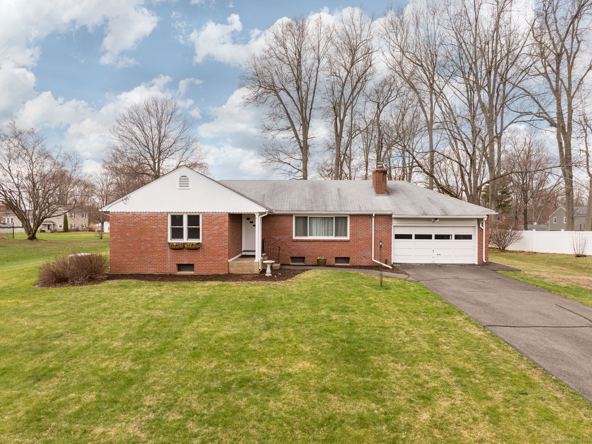 21 Riverview Terrace, Suffield, Connecticut image 1