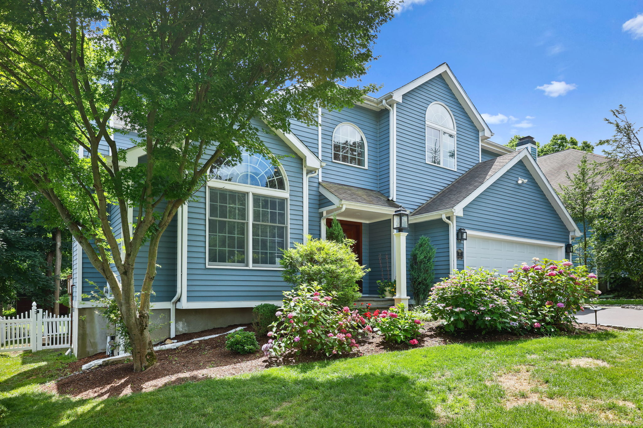 6 Riverwalk Lane