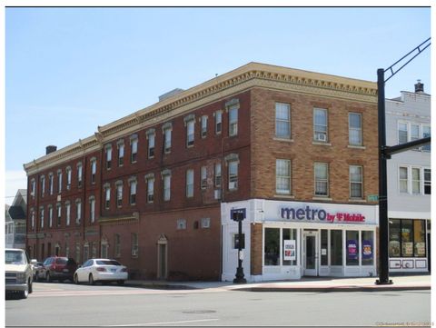 Photo of 666 Main Street #C4, Middletown, CT 06457 (MLS # 24136548)